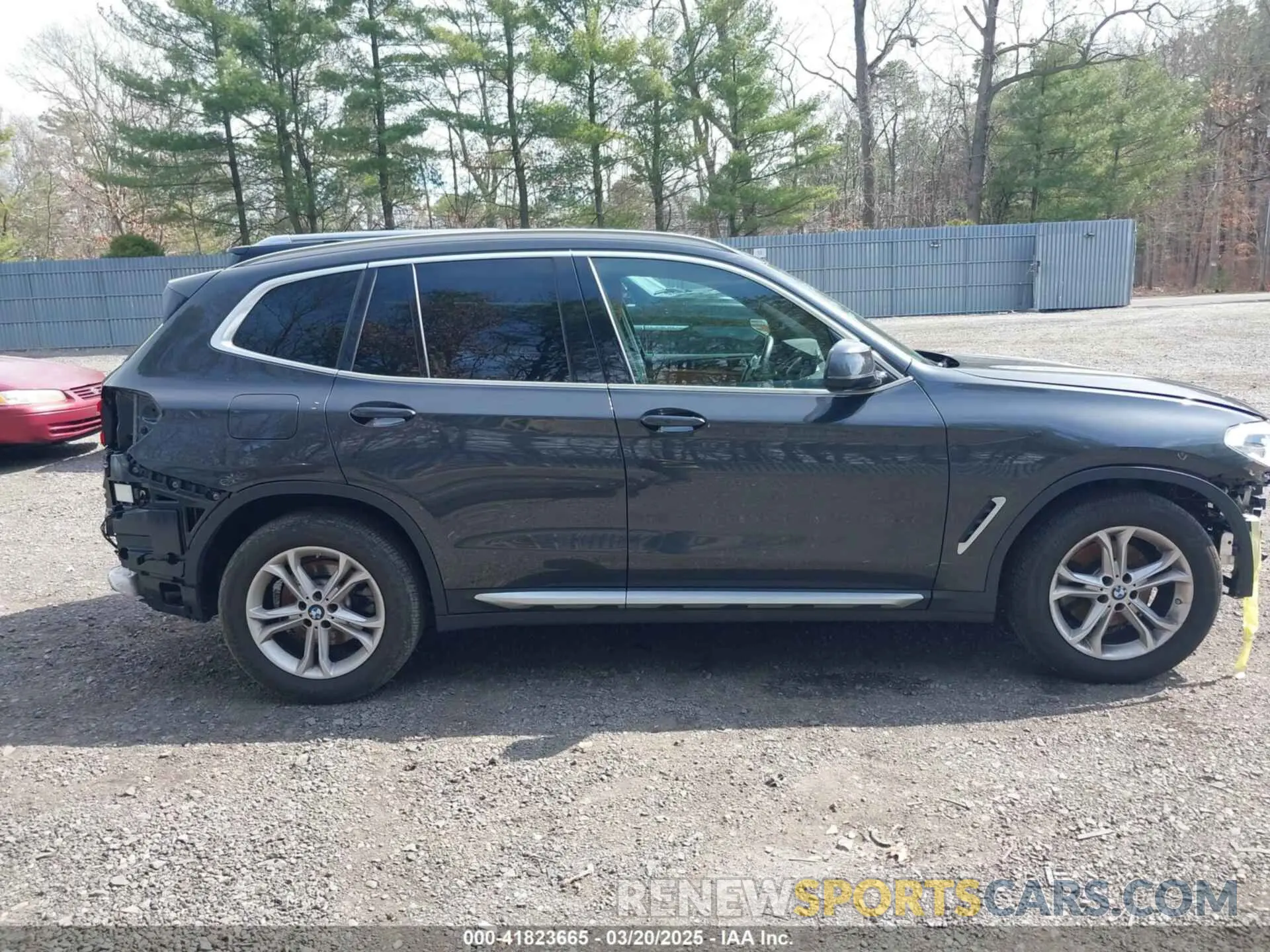13 Photograph of a damaged car 5UXTY5C08M9F86237 BMW X3 2021