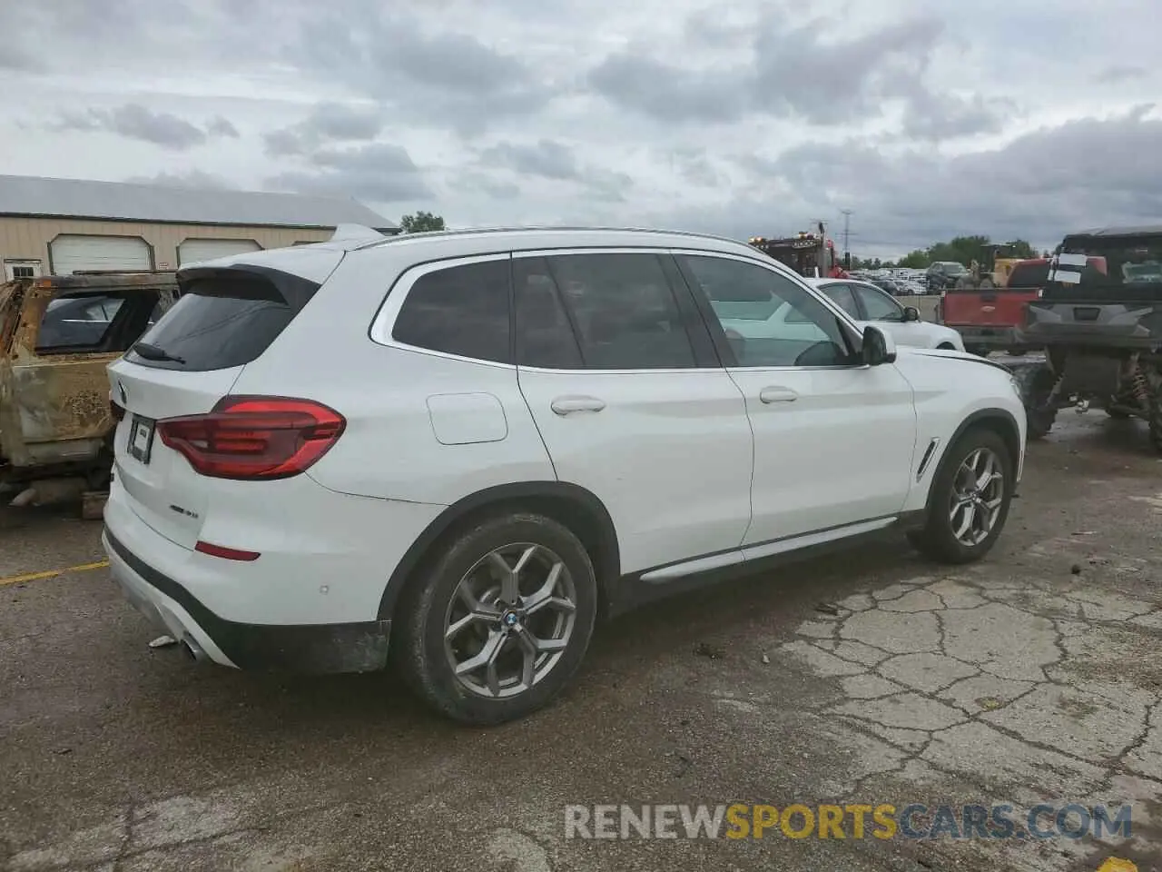 3 Фотография поврежденного автомобиля 5UXTY5C09M9F31750 BMW X3 2021