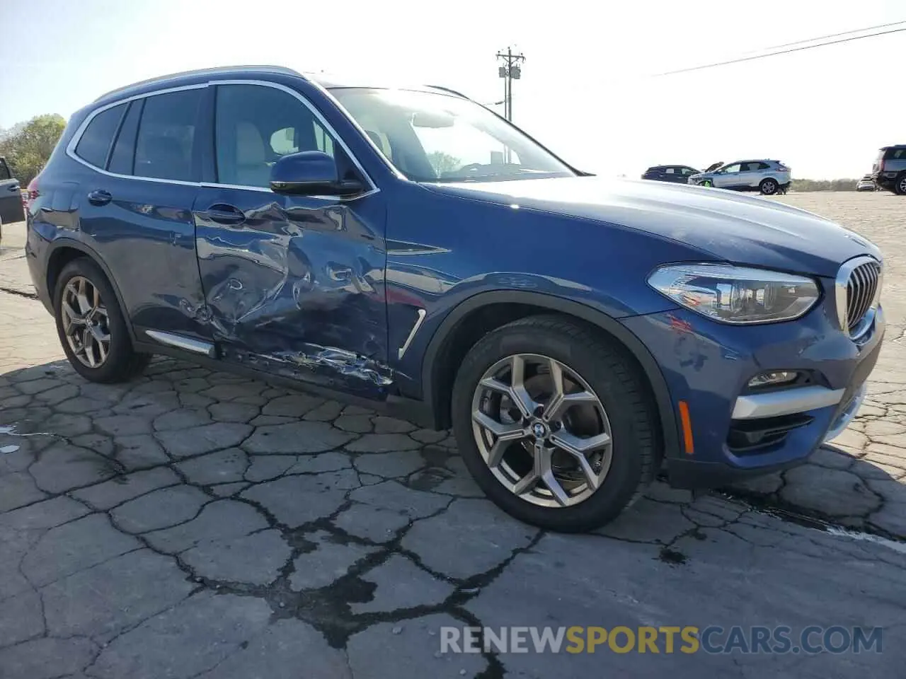 4 Photograph of a damaged car 5UXTY5C09M9H50725 BMW X3 2021
