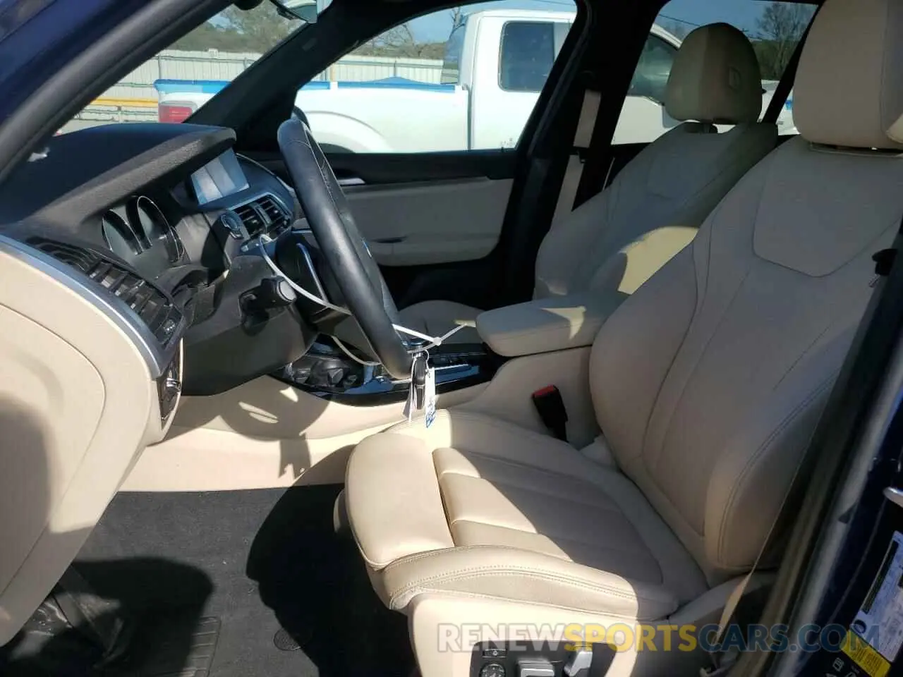 7 Photograph of a damaged car 5UXTY5C09M9H50725 BMW X3 2021