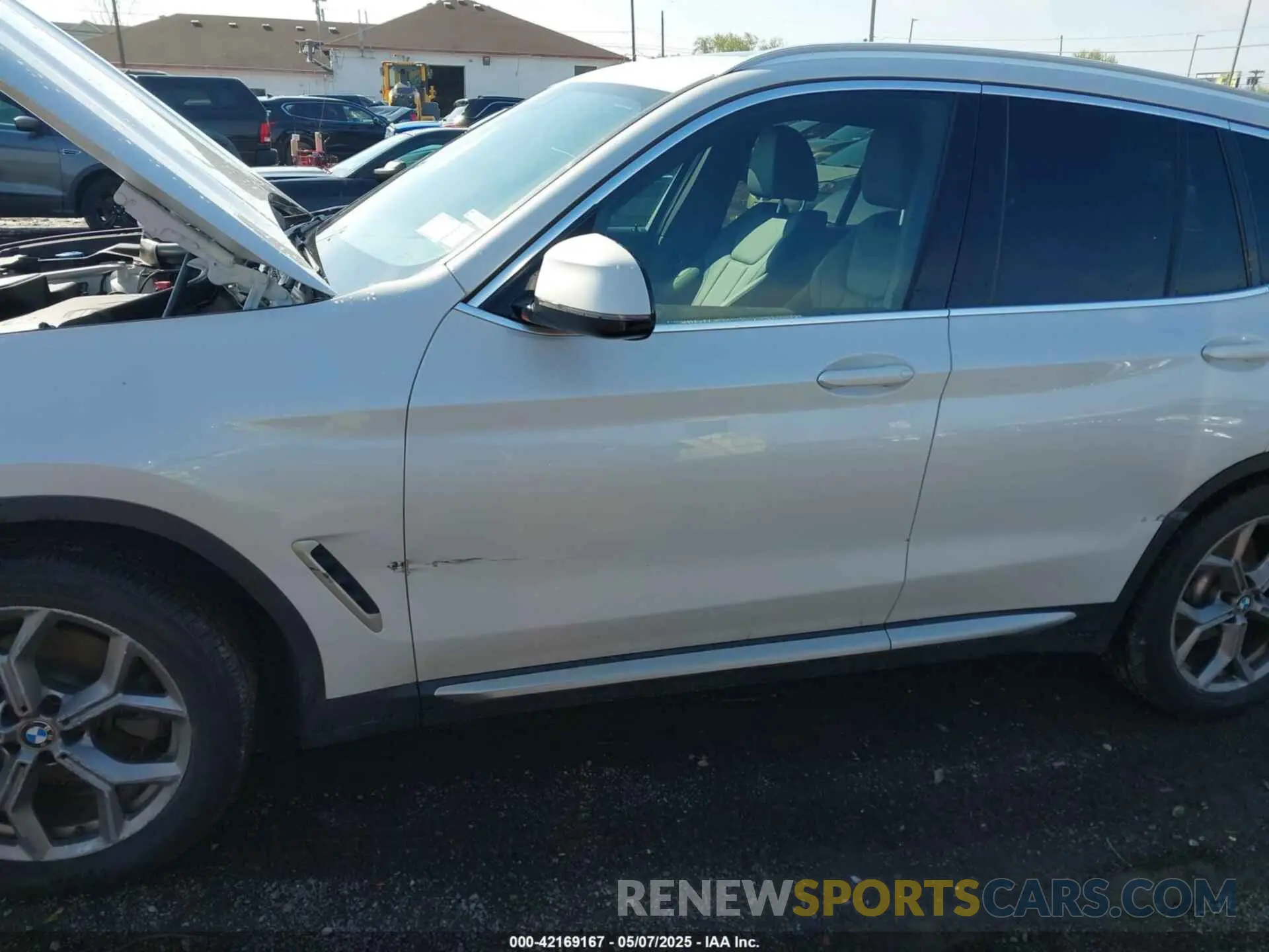 6 Photograph of a damaged car 5UXTY5C0XM9D71507 BMW X3 2021