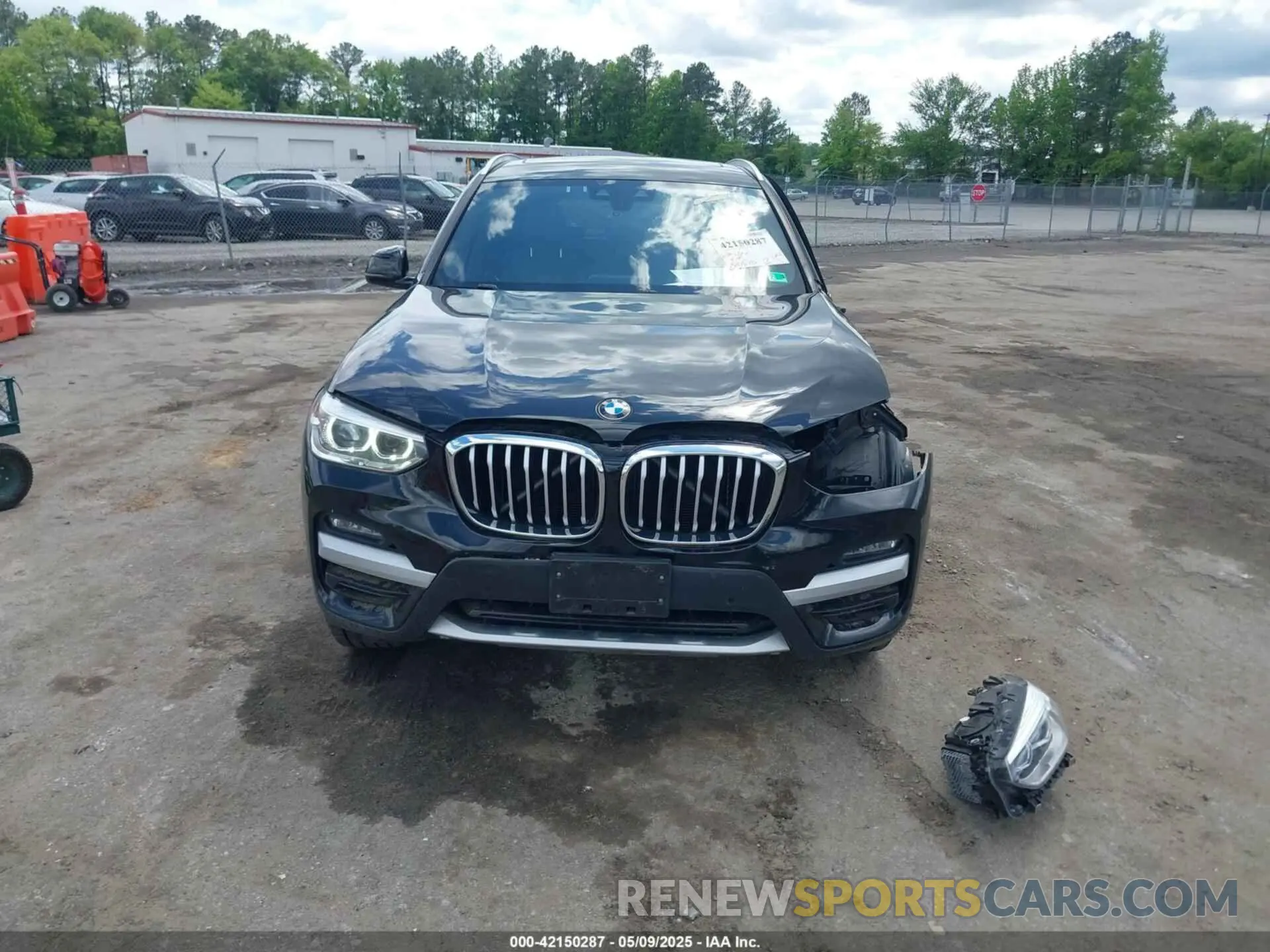 13 Photograph of a damaged car 5UXTY5C0XM9F11085 BMW X3 2021
