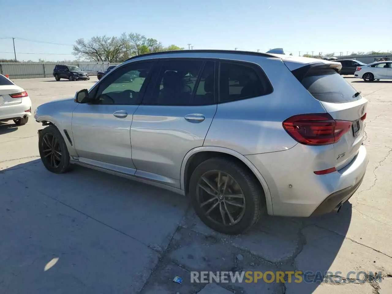 2 Фотография поврежденного автомобиля 5UXTY5C0XM9F13239 BMW X3 2021
