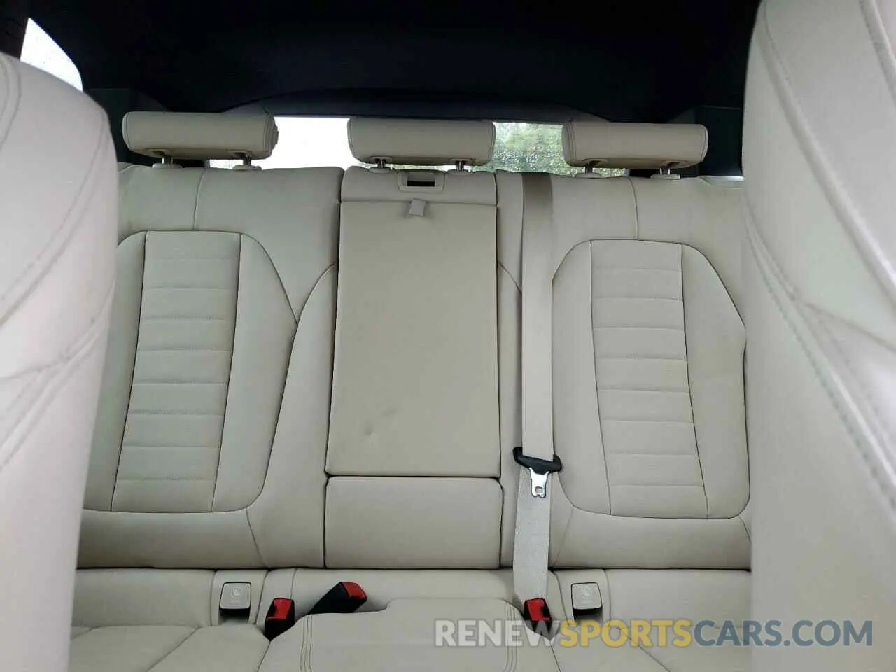 10 Photograph of a damaged car 5UXTY5C0XM9F31899 BMW X3 2021