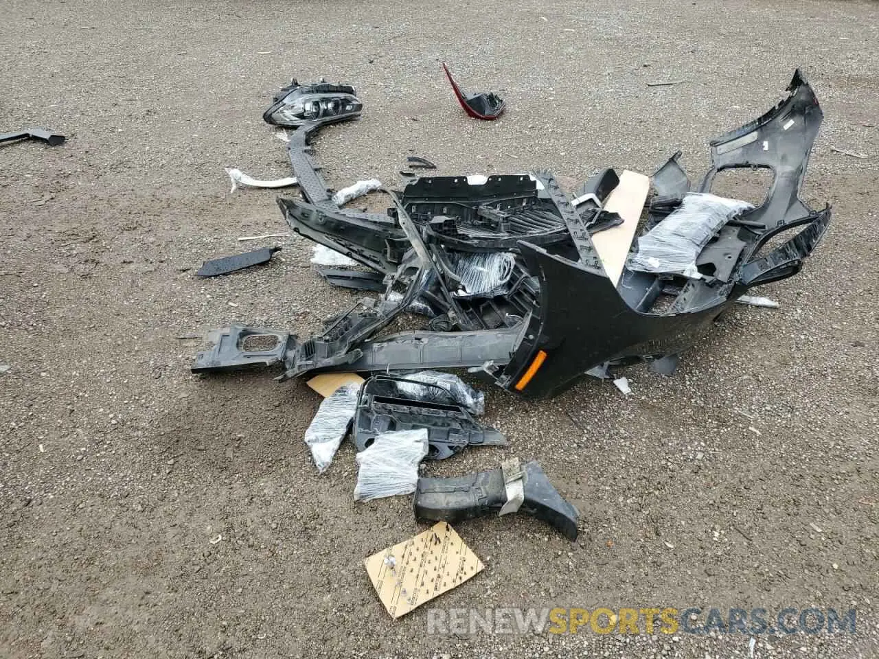 13 Photograph of a damaged car 5UXTY5C0XM9F31899 BMW X3 2021