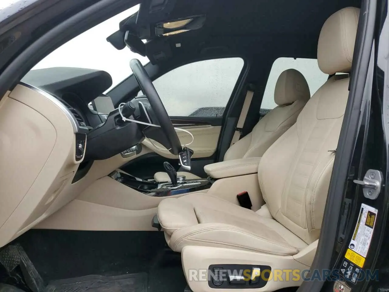 7 Photograph of a damaged car 5UXTY5C0XM9F31899 BMW X3 2021