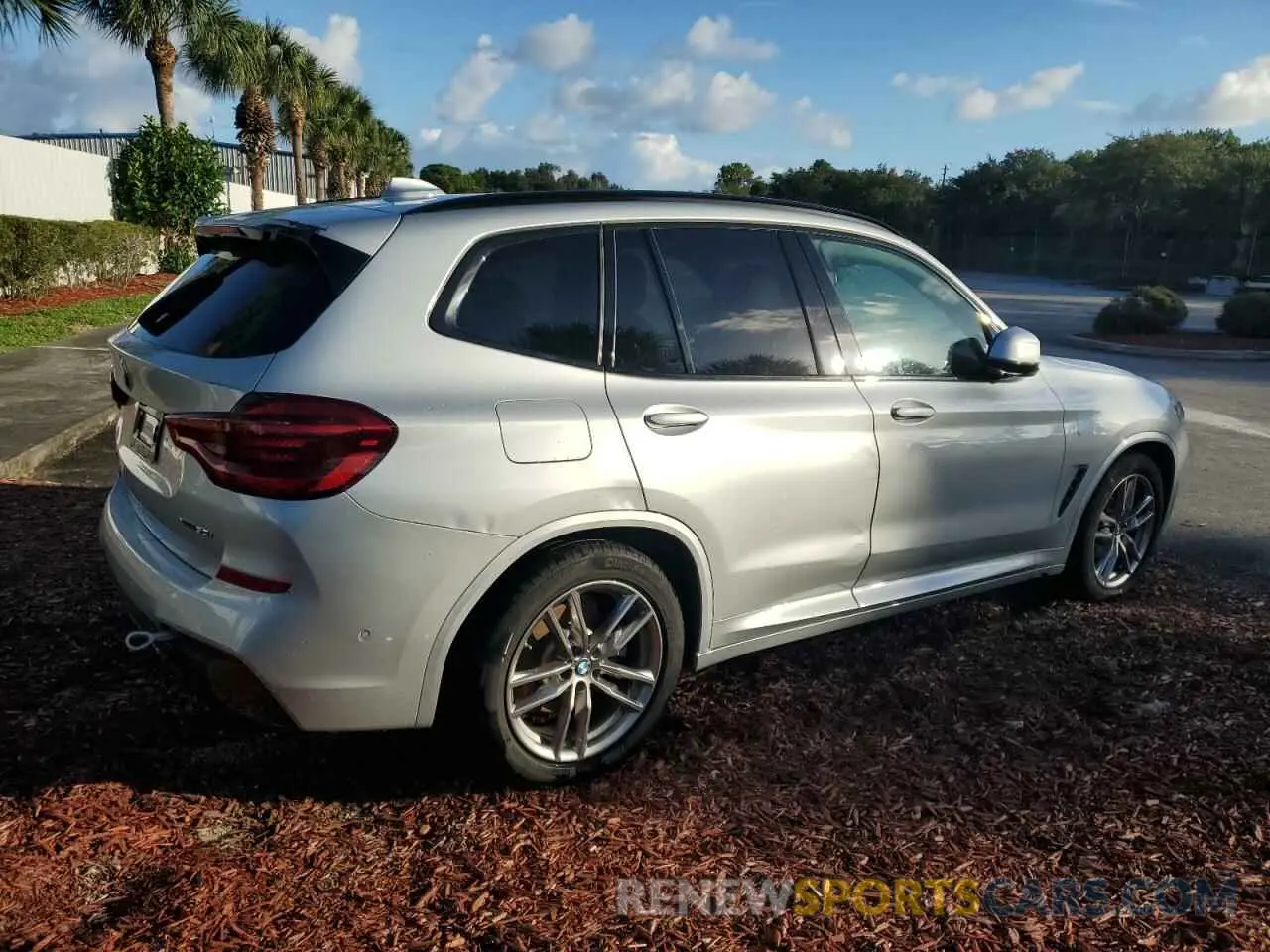 3 Фотография поврежденного автомобиля 5UXTY5C0XM9G38483 BMW X3 2021