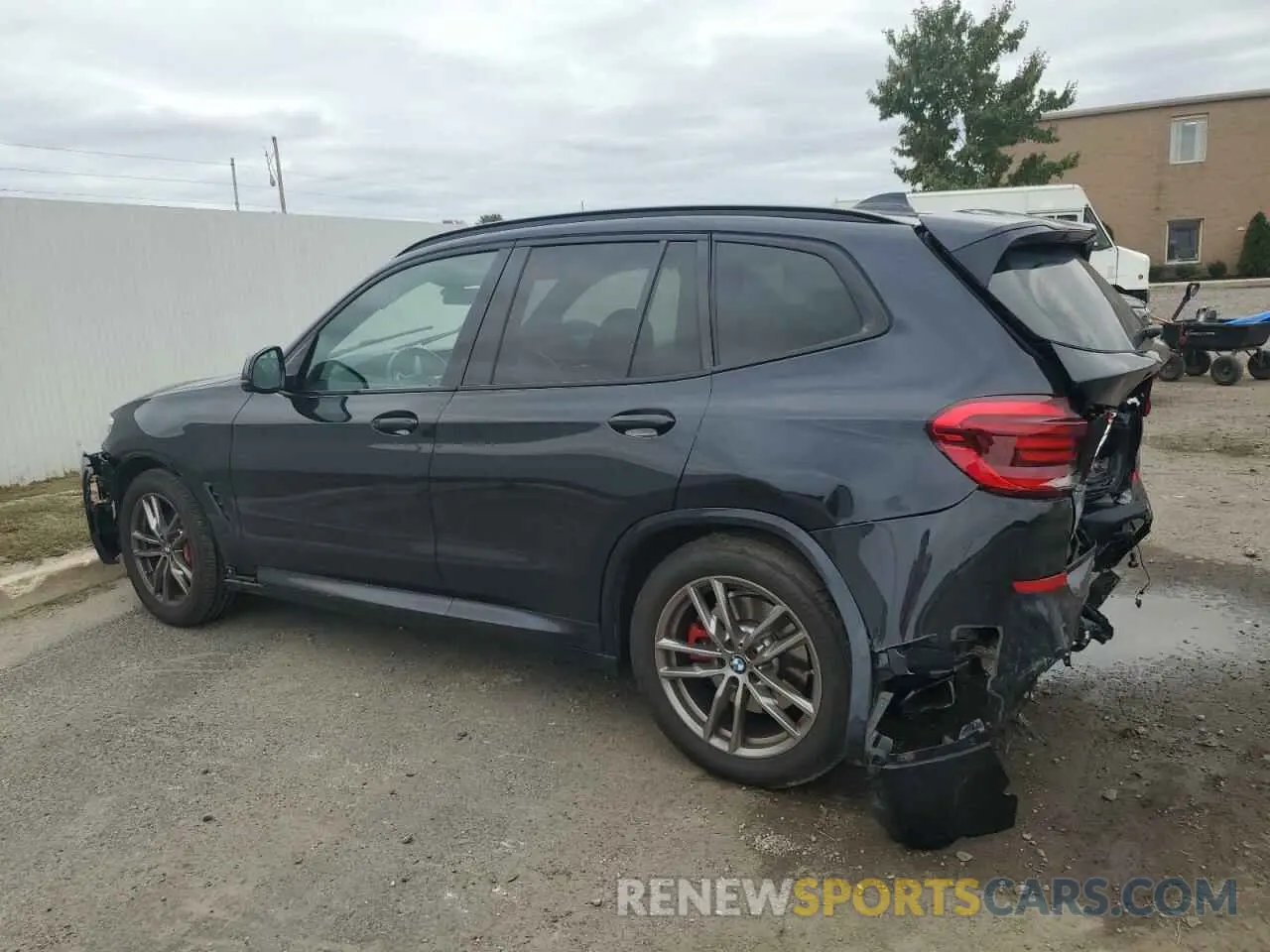 2 Фотография поврежденного автомобиля 5UXTY9C02M9G57715 BMW X3 2021