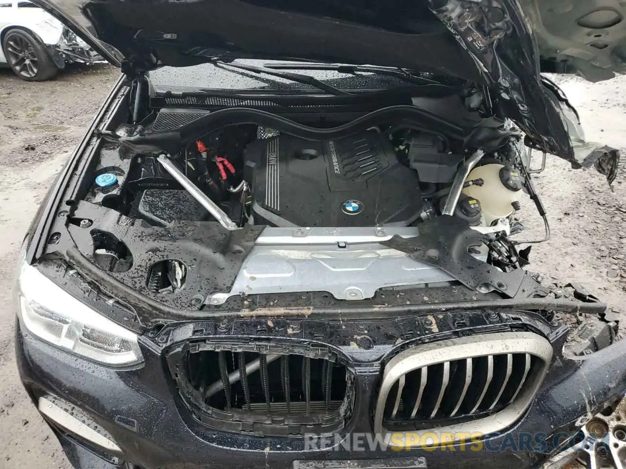 11 Photograph of a damaged car 5UXTY9C02M9H70077 BMW X3 2021