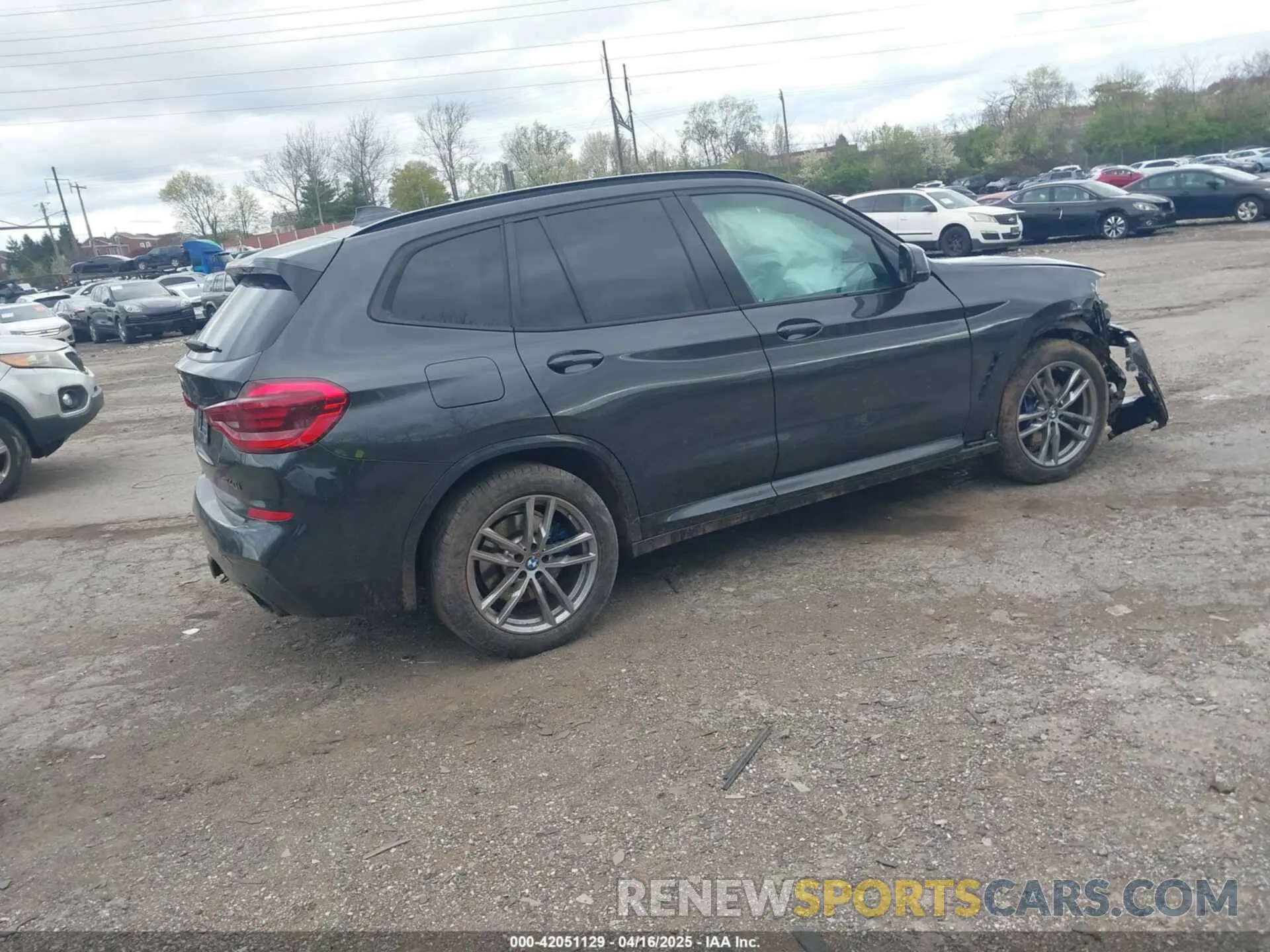 4 Фотография поврежденного автомобиля 5UXTY9C02M9H86750 BMW X3 2021