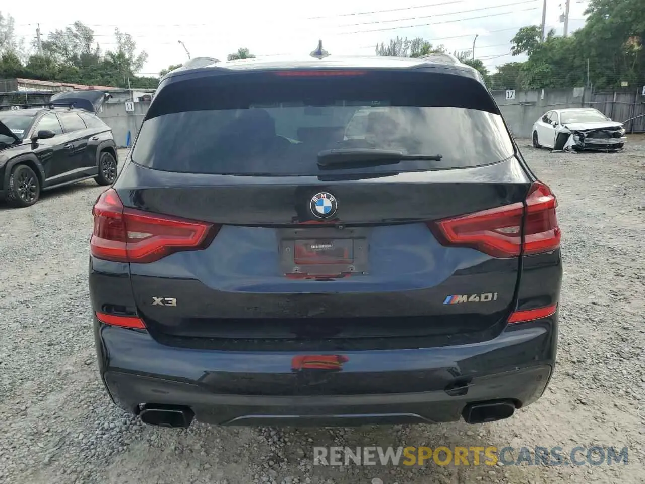 6 Photograph of a damaged car 5UXTY9C04M9H54978 BMW X3 2021