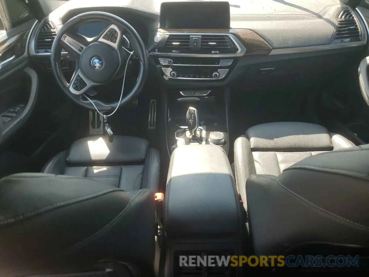 8 Фотография поврежденного автомобиля 5UXTY9C07M9E20928 BMW X3 2021