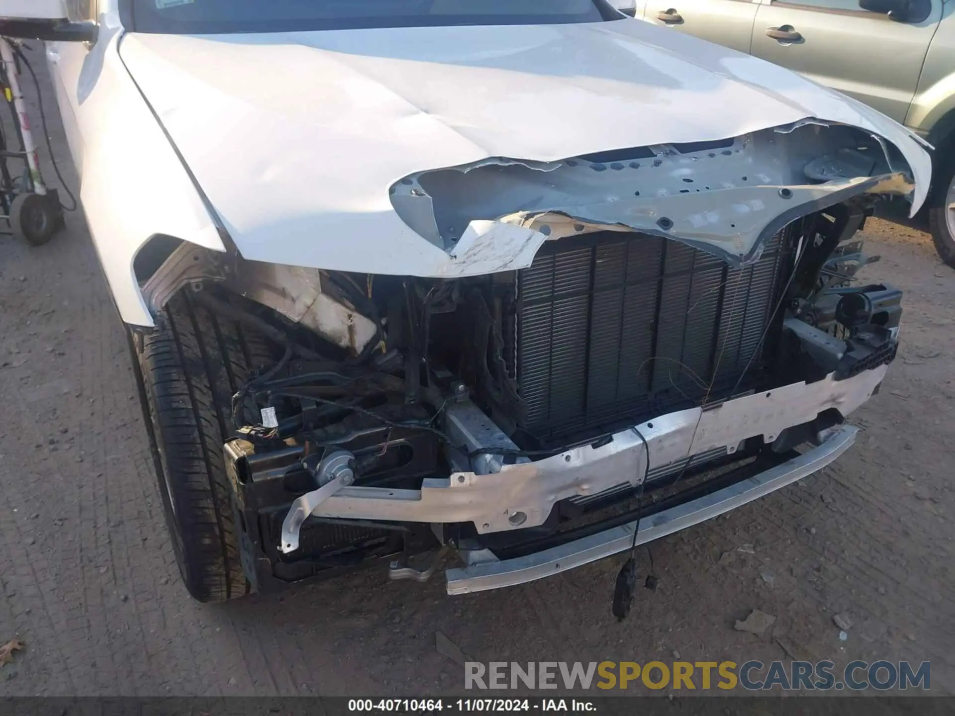 6 Photograph of a damaged car 5UXTY9C09M9F52251 BMW X3 2021