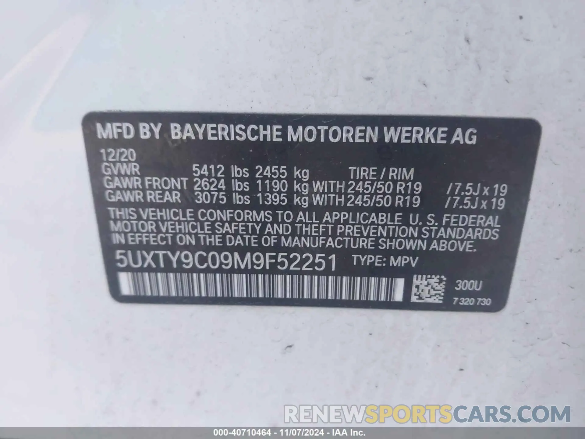 9 Photograph of a damaged car 5UXTY9C09M9F52251 BMW X3 2021