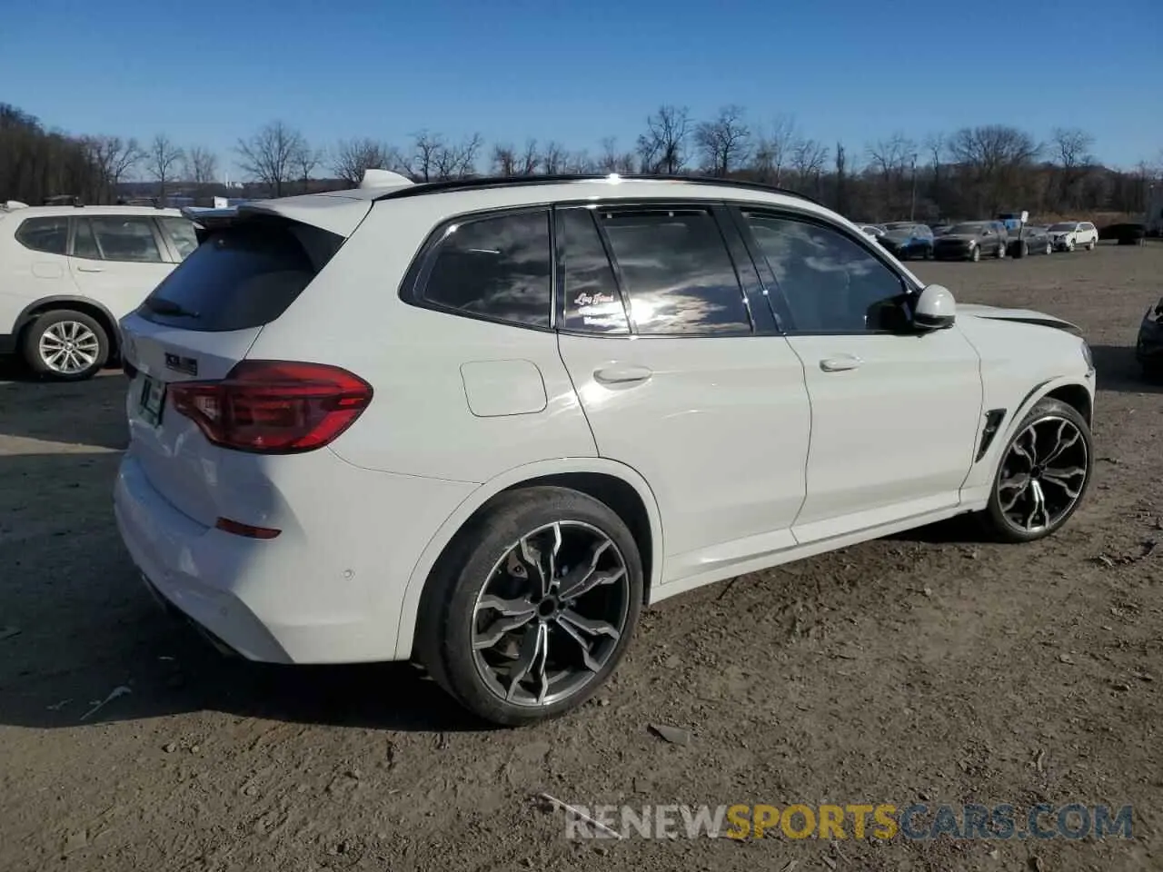 3 Photograph of a damaged car 5YMTS0C04M9F31197 BMW X3 2021