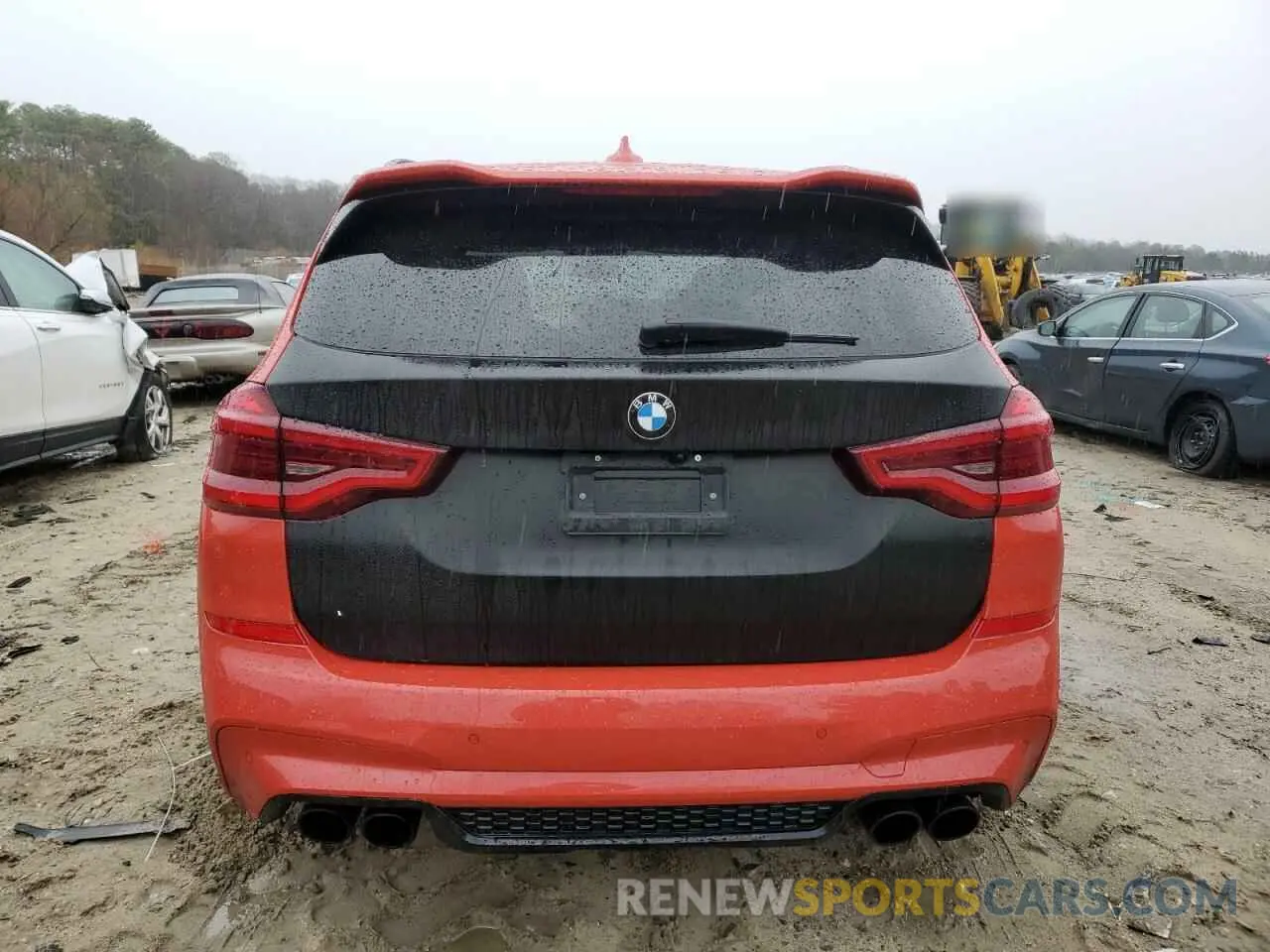 6 Photograph of a damaged car 5YMTS0C05M9H64439 BMW X3 2021