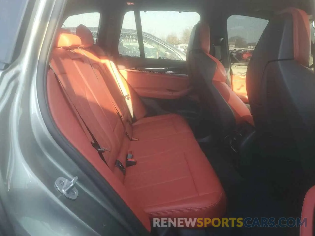 11 Фотография поврежденного автомобиля 5YMTS0C08M9F26343 BMW X3 2021