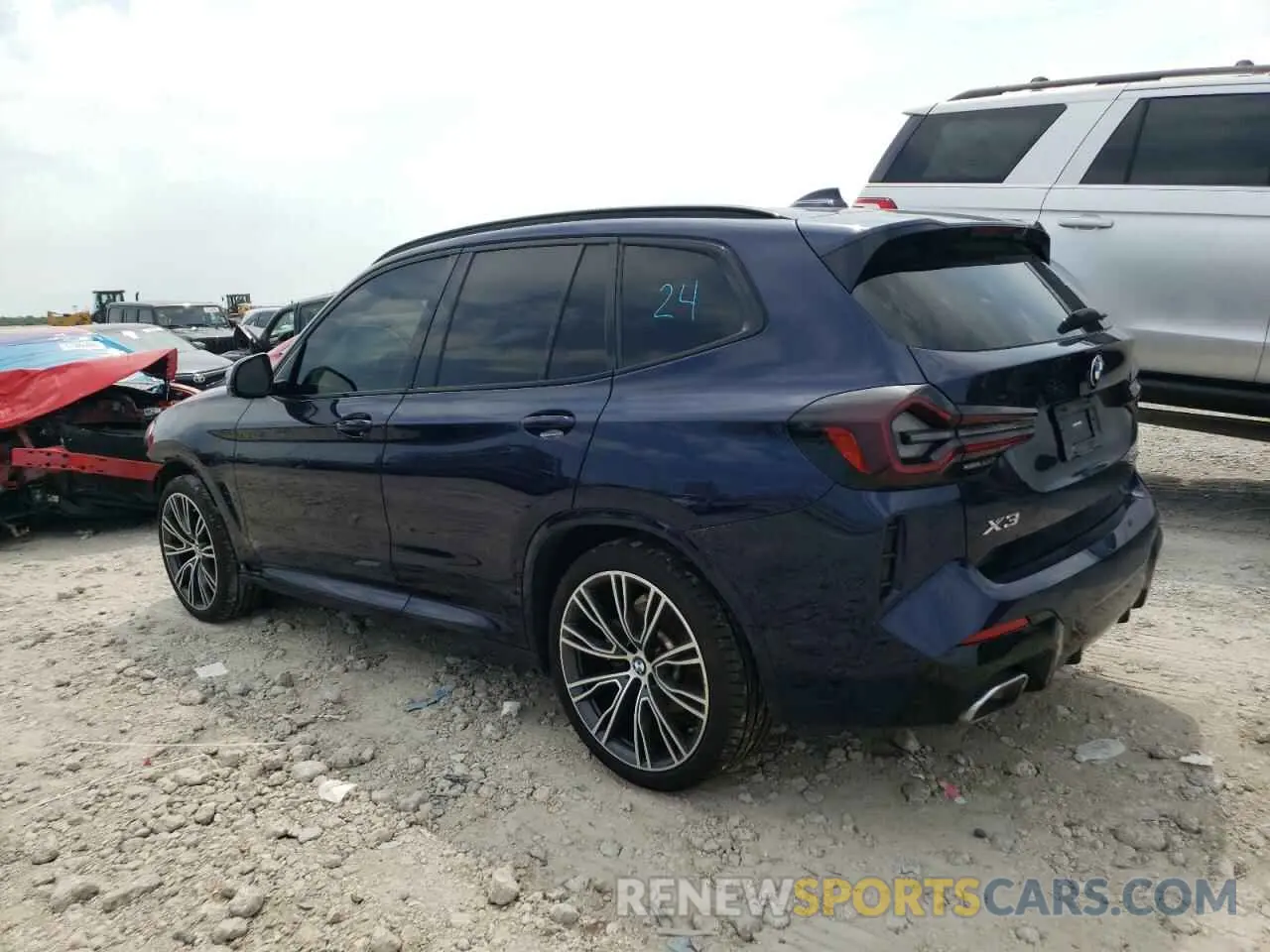 2 Photograph of a damaged car 5UX43DP00N9K52130 BMW X3 2022