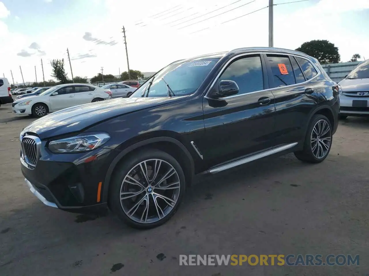 1 Photograph of a damaged car 5UX43DP01N9K99845 BMW X3 2022