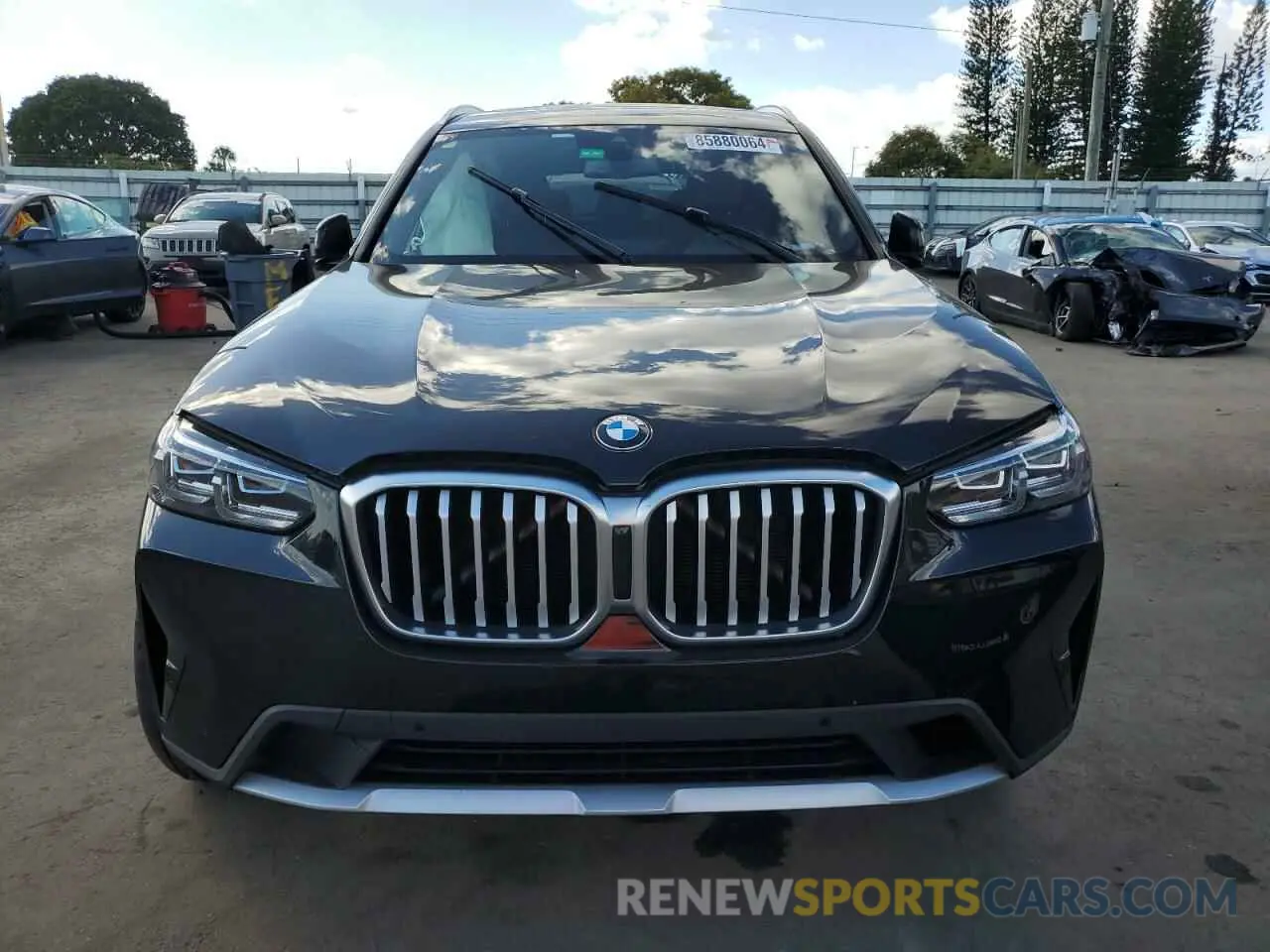 5 Photograph of a damaged car 5UX43DP01N9K99845 BMW X3 2022