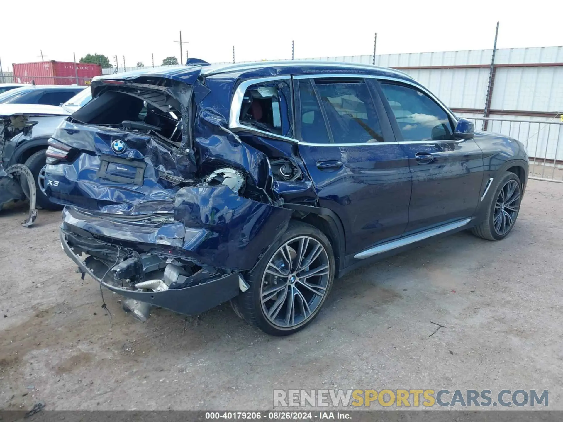 4 Photograph of a damaged car 5UX43DP03N9M29057 BMW X3 2022