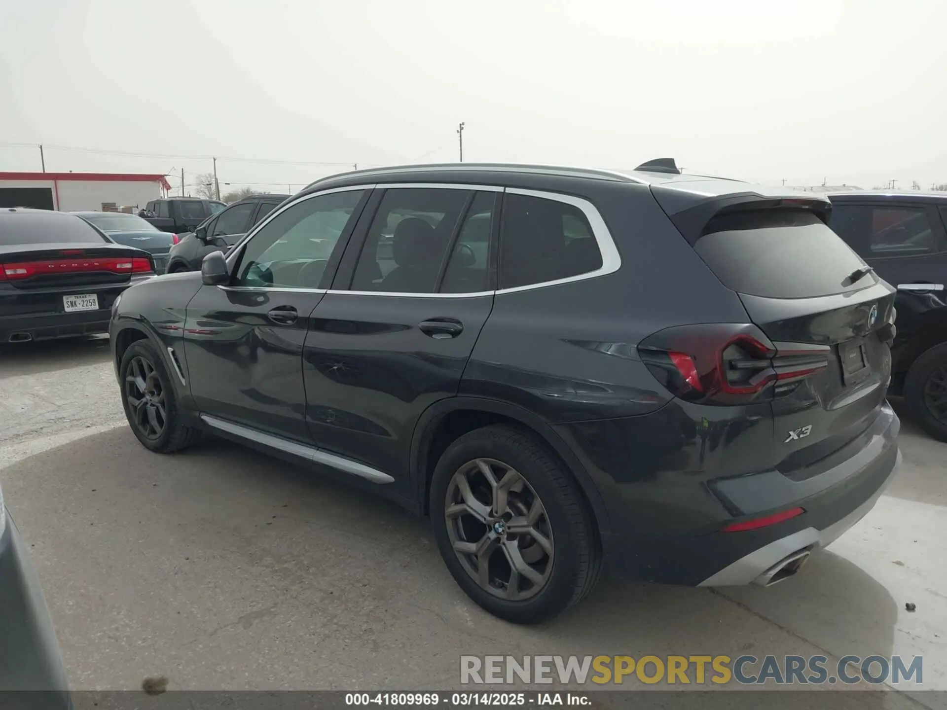 13 Фотография поврежденного автомобиля 5UX43DP03N9M46716 BMW X3 2022