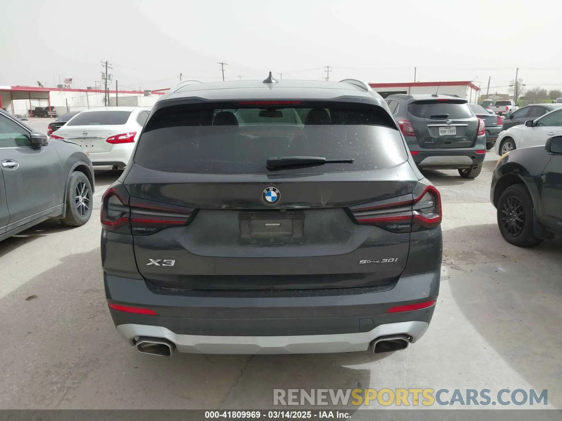 15 Фотография поврежденного автомобиля 5UX43DP03N9M46716 BMW X3 2022