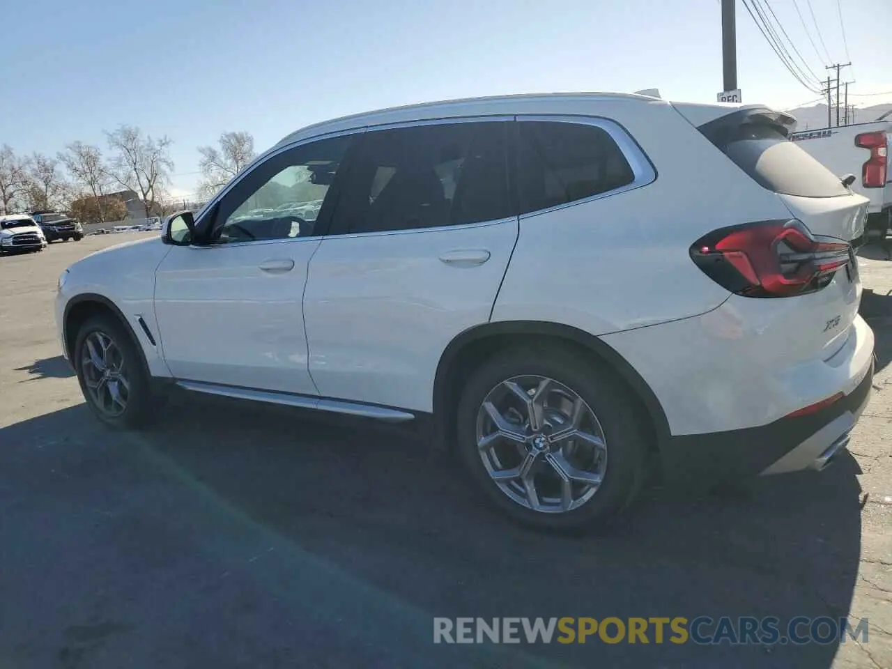 2 Photograph of a damaged car 5UX43DP04N9J44674 BMW X3 2022