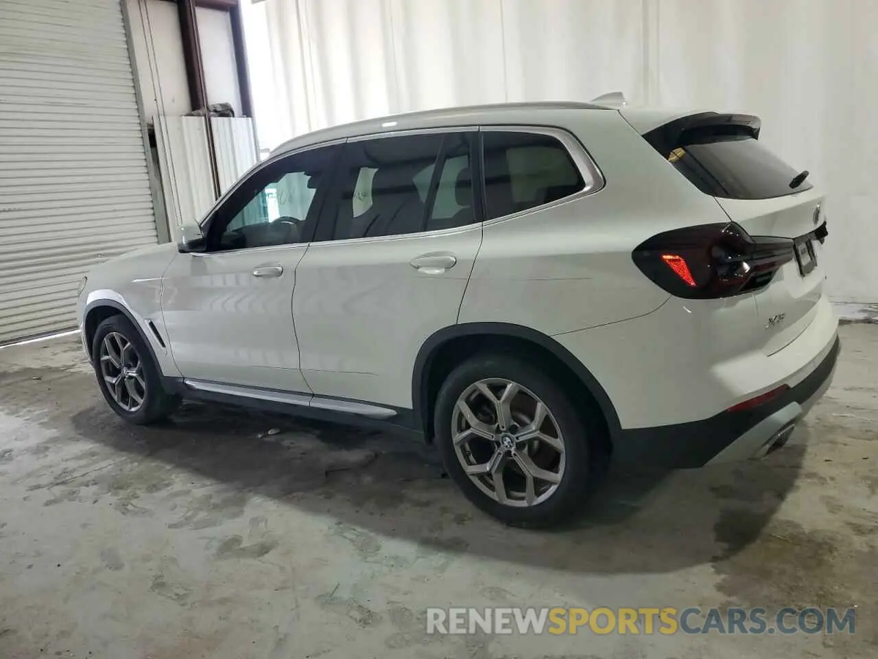 2 Фотография поврежденного автомобиля 5UX43DP04N9M61791 BMW X3 2022
