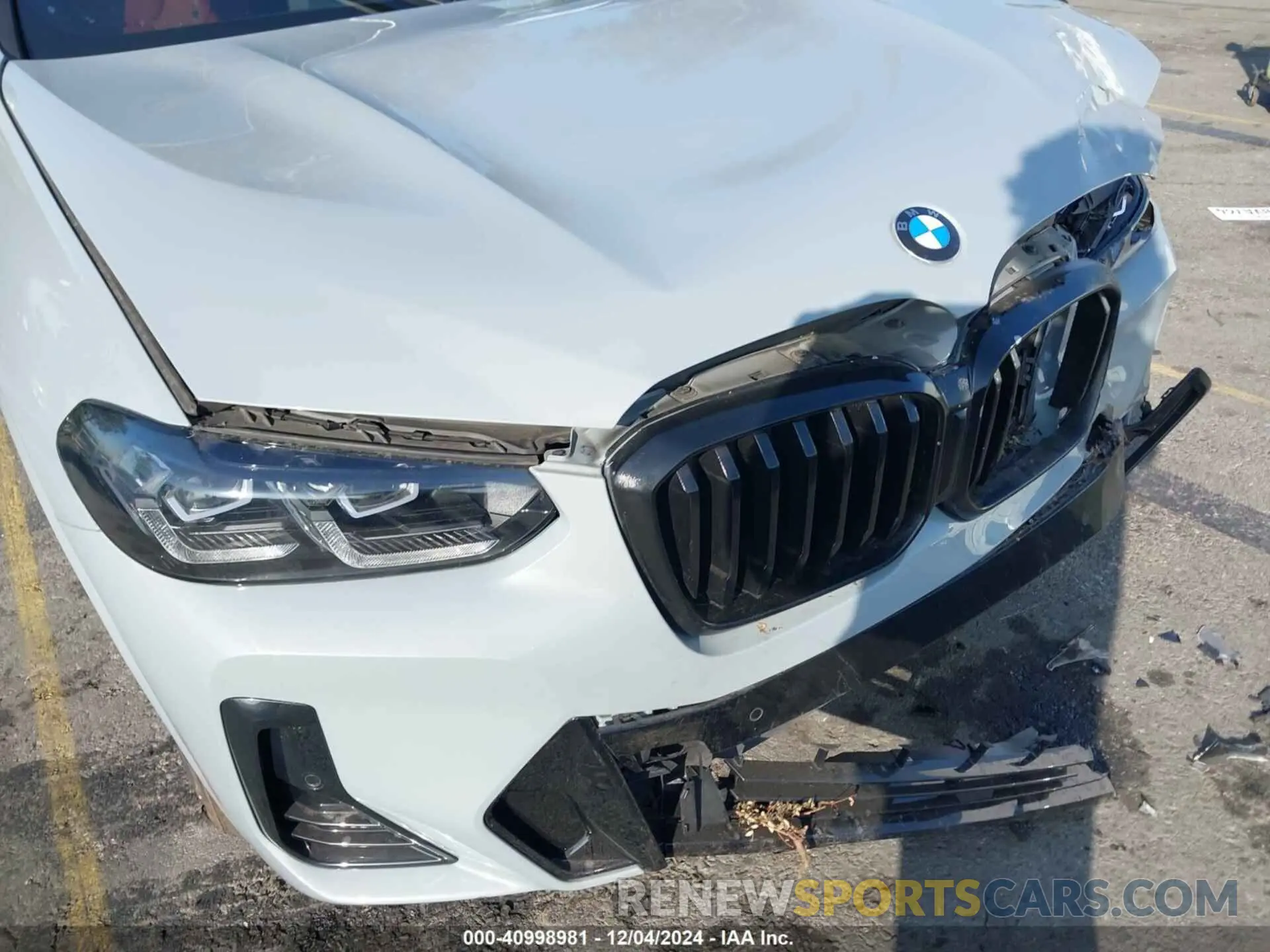 16 Photograph of a damaged car 5UX43DP04N9M75934 BMW X3 2022