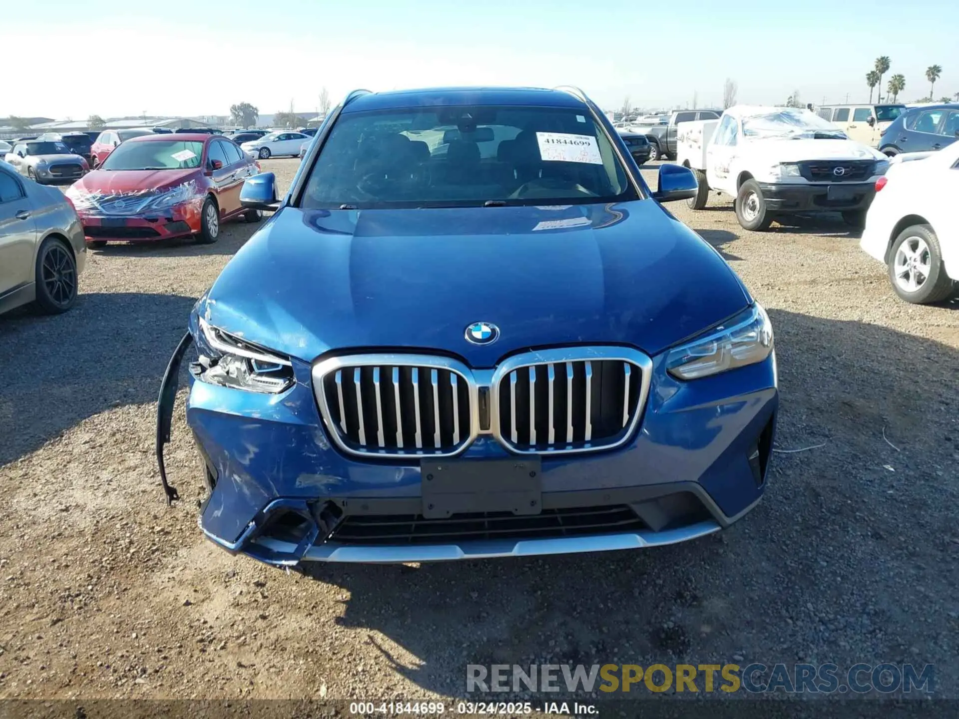 13 Photograph of a damaged car 5UX43DP06N9K69322 BMW X3 2022
