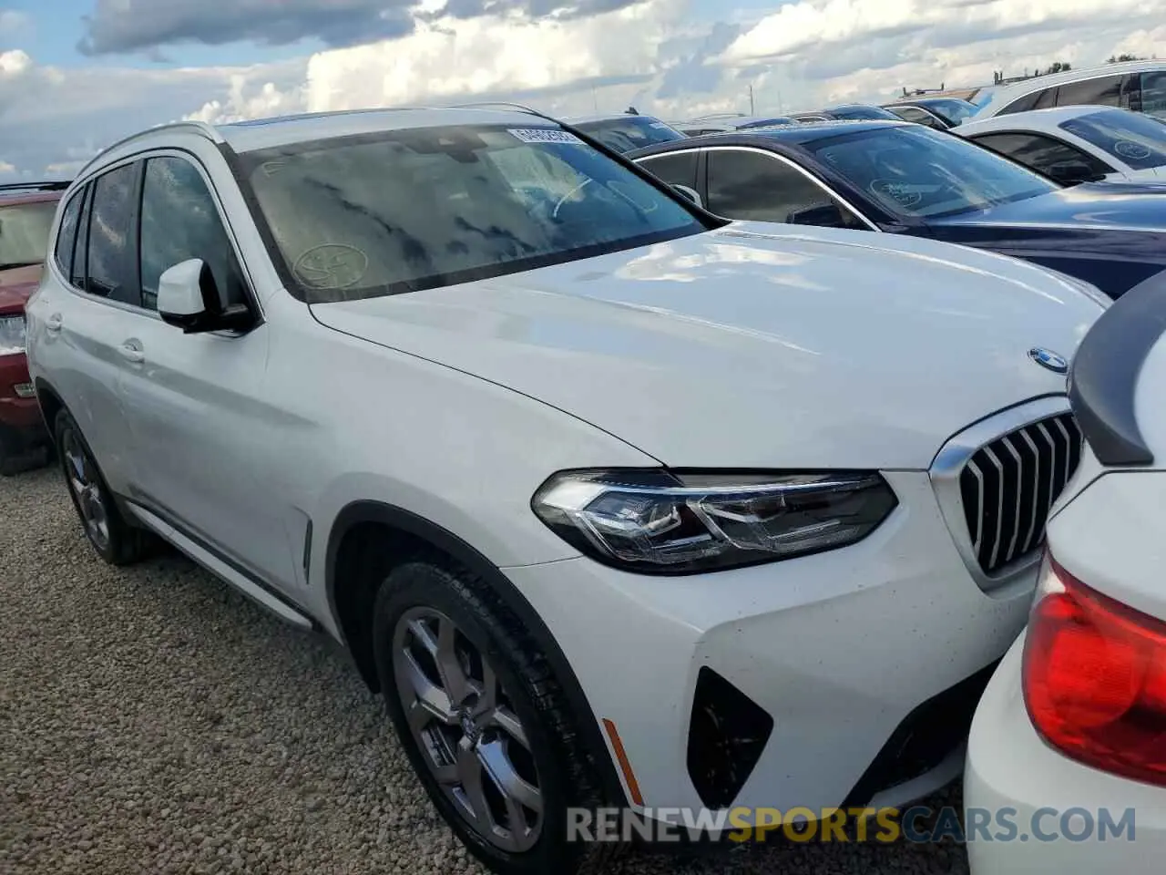 1 Photograph of a damaged car 5UX43DP07N9L72958 BMW X3 2022