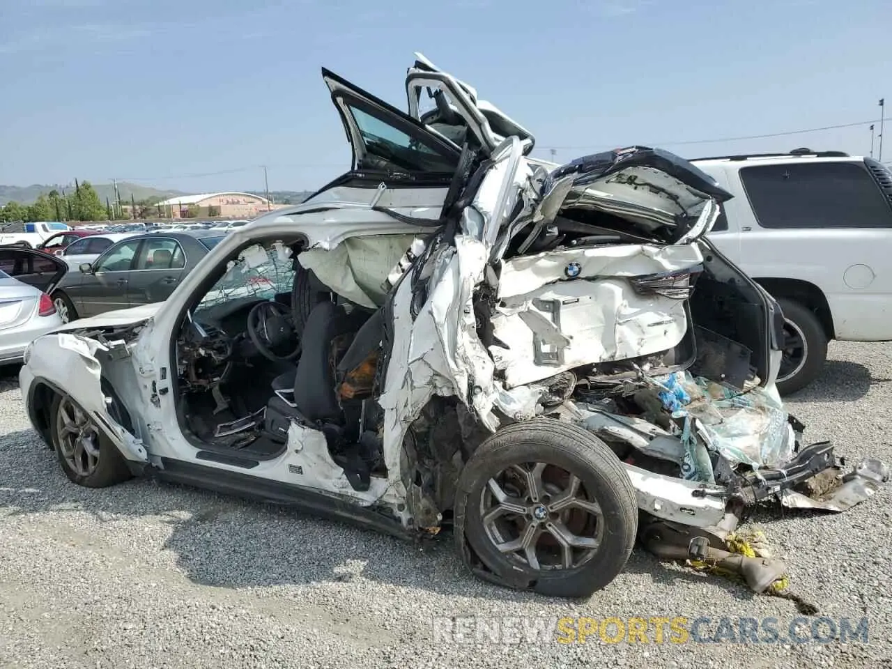 2 Фотография поврежденного автомобиля 5UX43DP08N9K66809 BMW X3 2022