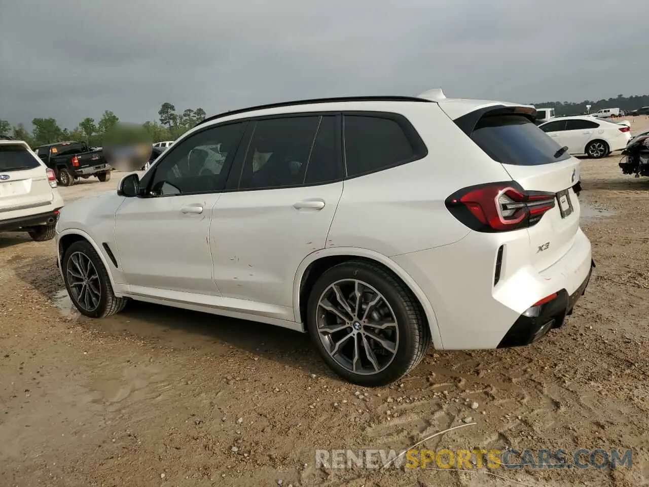 2 Photograph of a damaged car 5UX43DP08N9N39716 BMW X3 2022