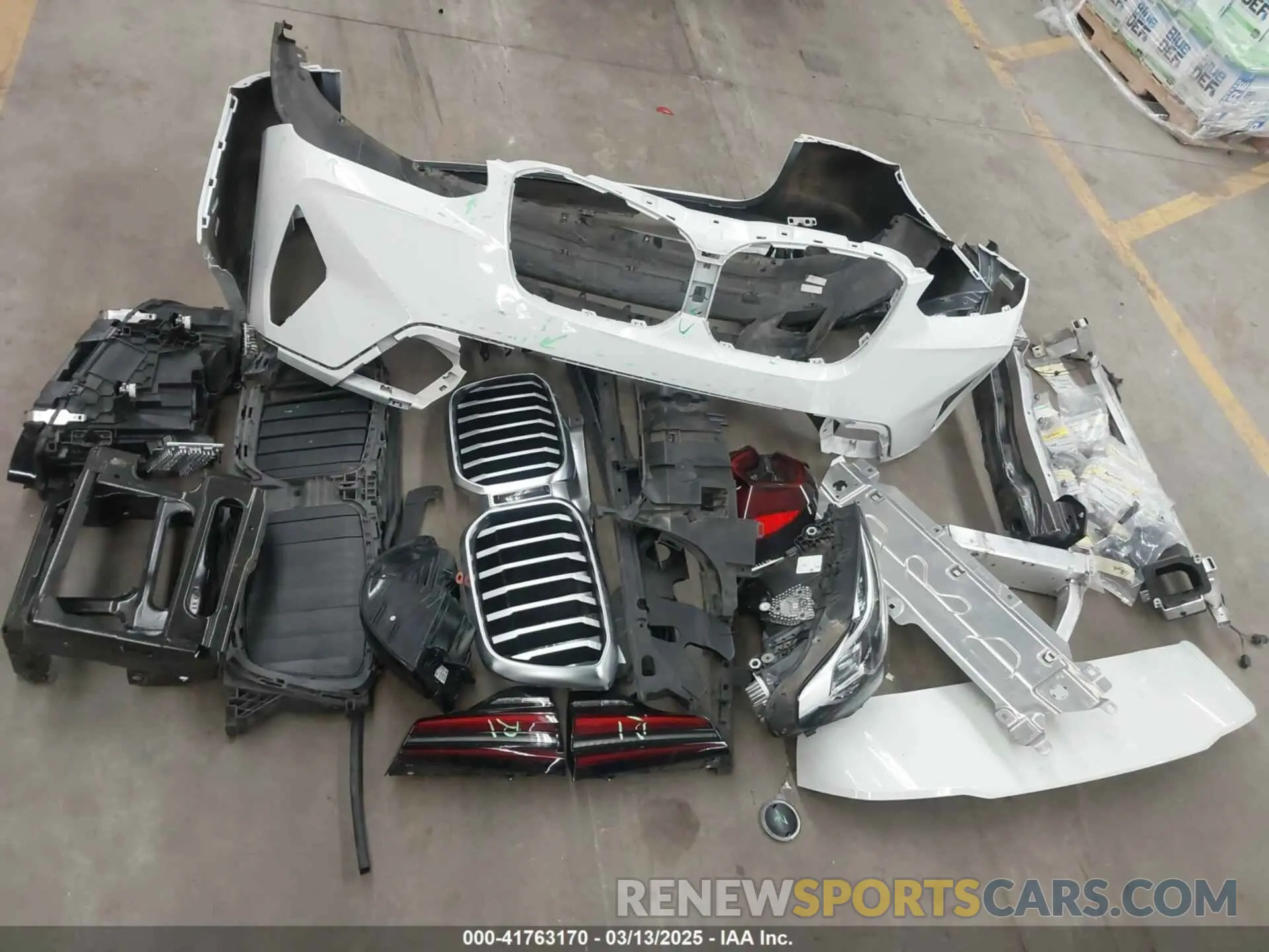 12 Фотография поврежденного автомобиля 5UX43DP0XN9K11388 BMW X3 2022