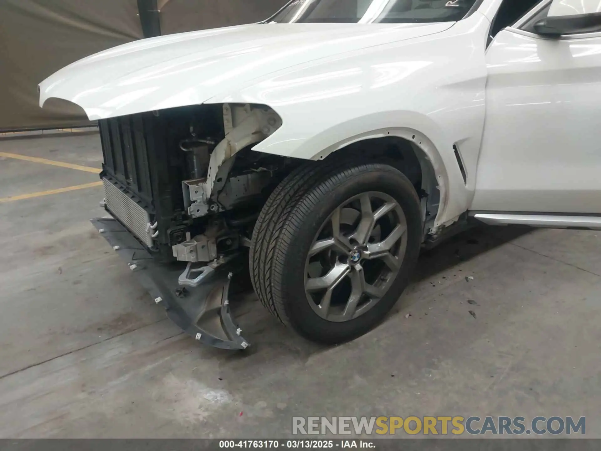 18 Фотография поврежденного автомобиля 5UX43DP0XN9K11388 BMW X3 2022