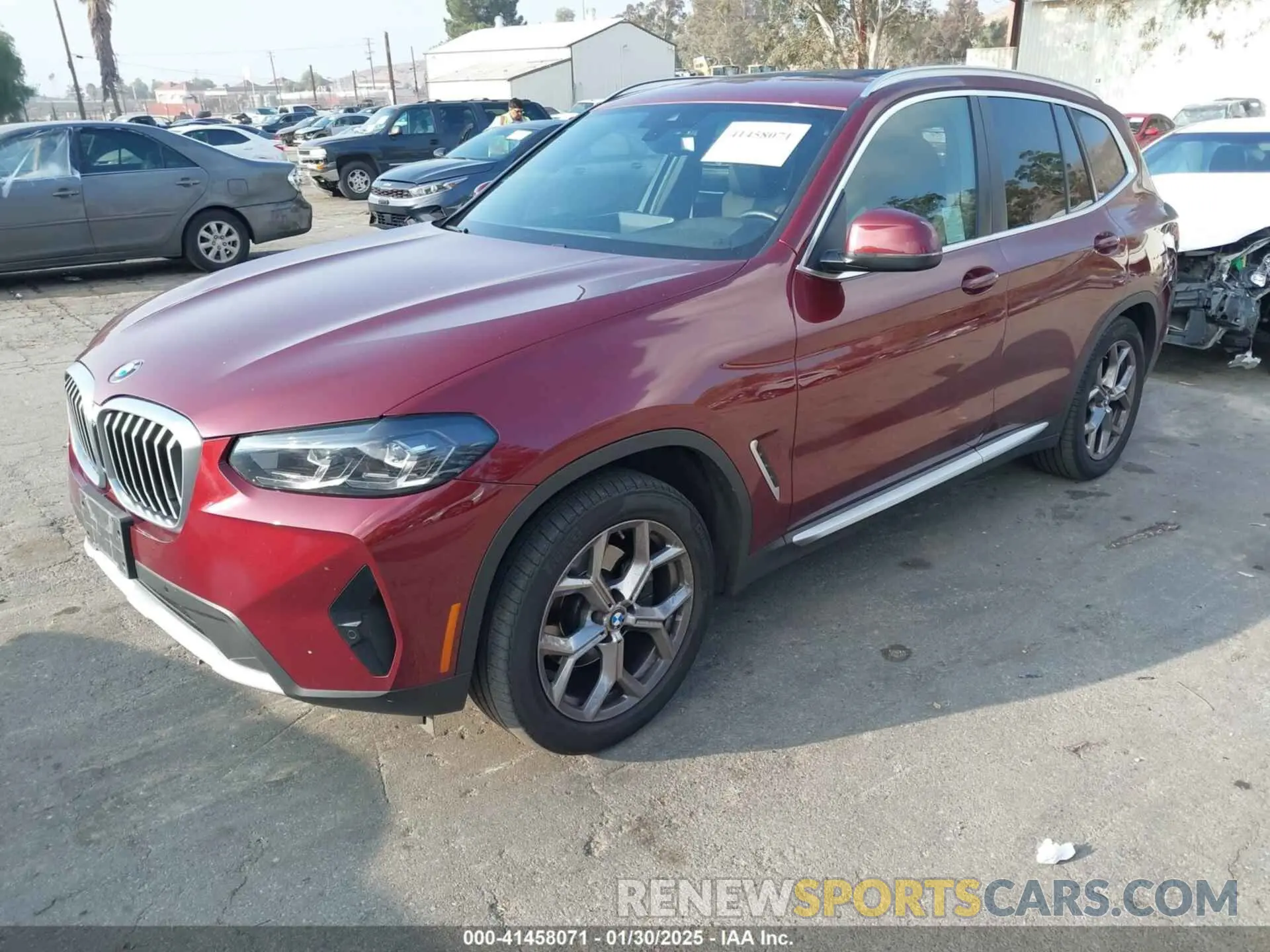 2 Photograph of a damaged car 5UX43DP0XN9M20825 BMW X3 2022