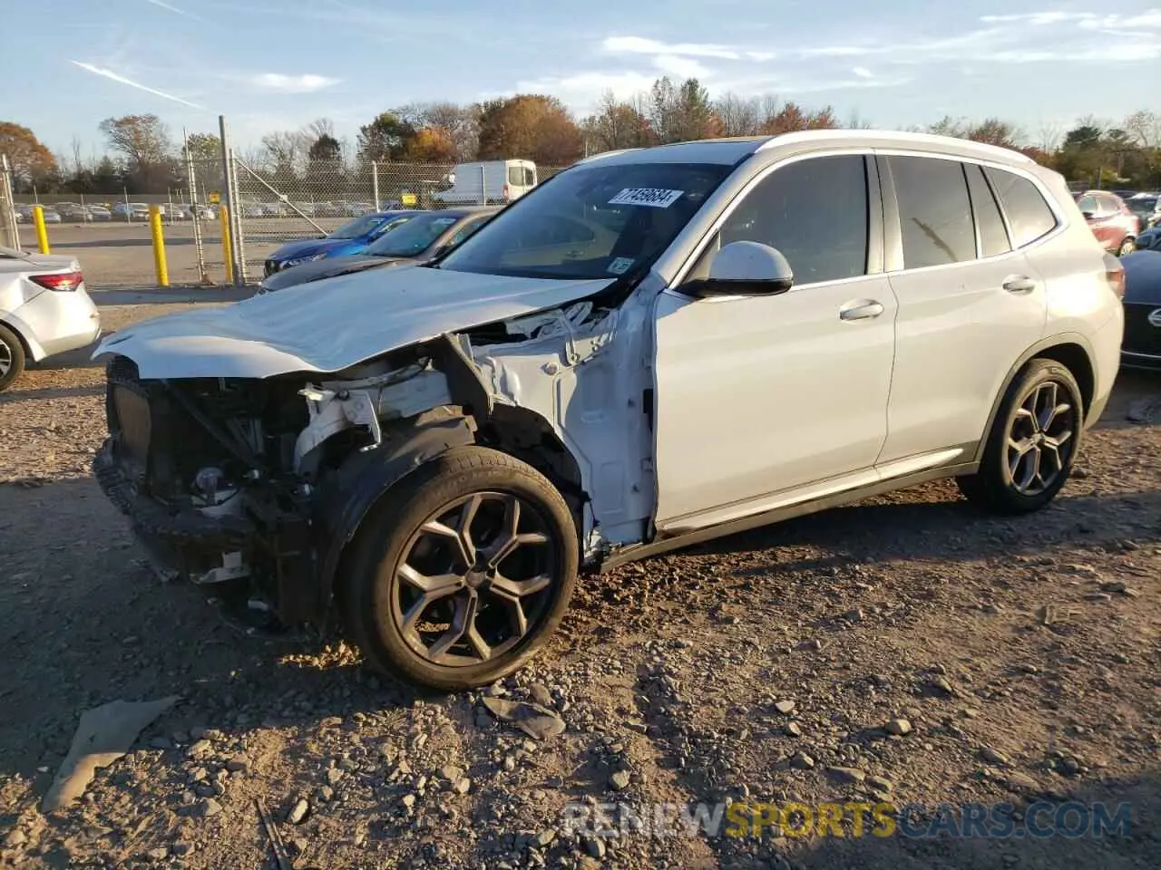 1 Photograph of a damaged car 5UX53DP01N9M29899 BMW X3 2022