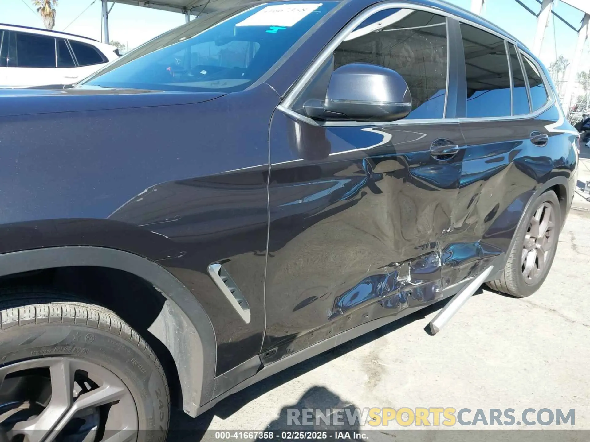 18 Фотография поврежденного автомобиля 5UX53DP02N9H43452 BMW X3 2022