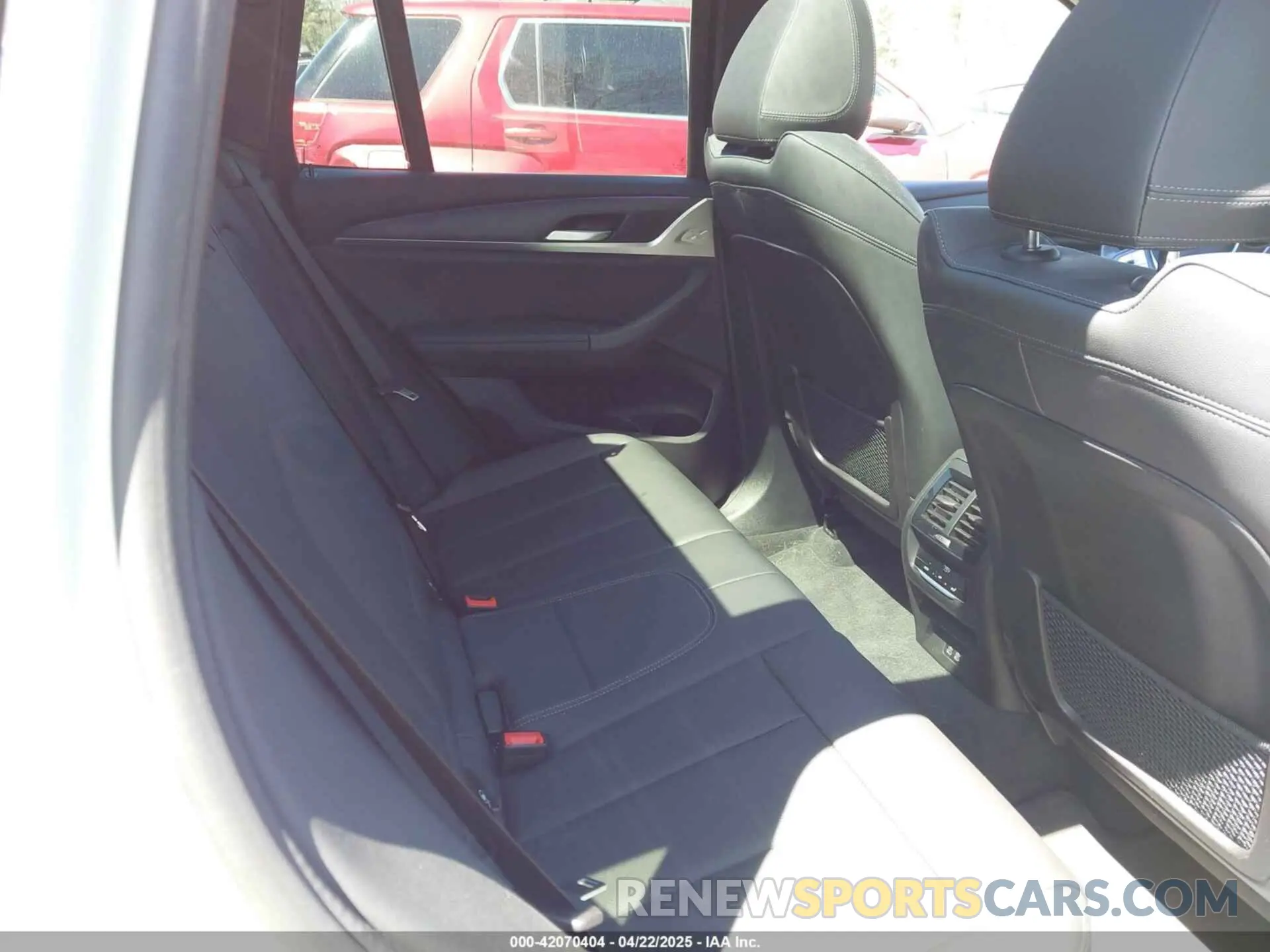 8 Фотография поврежденного автомобиля 5UX53DP02N9L43548 BMW X3 2022