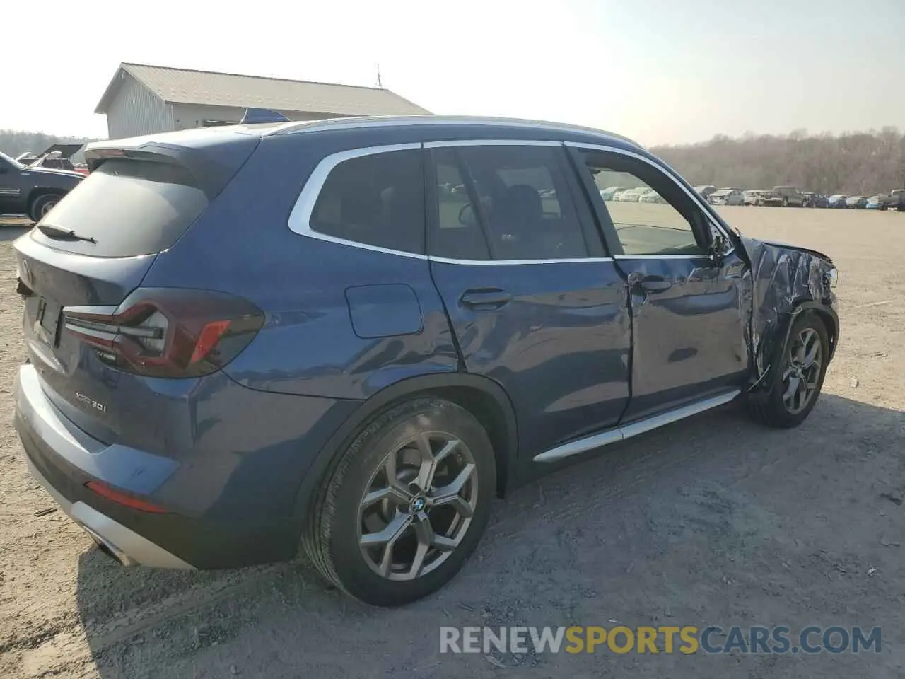 3 Photograph of a damaged car 5UX53DP02N9M16613 BMW X3 2022
