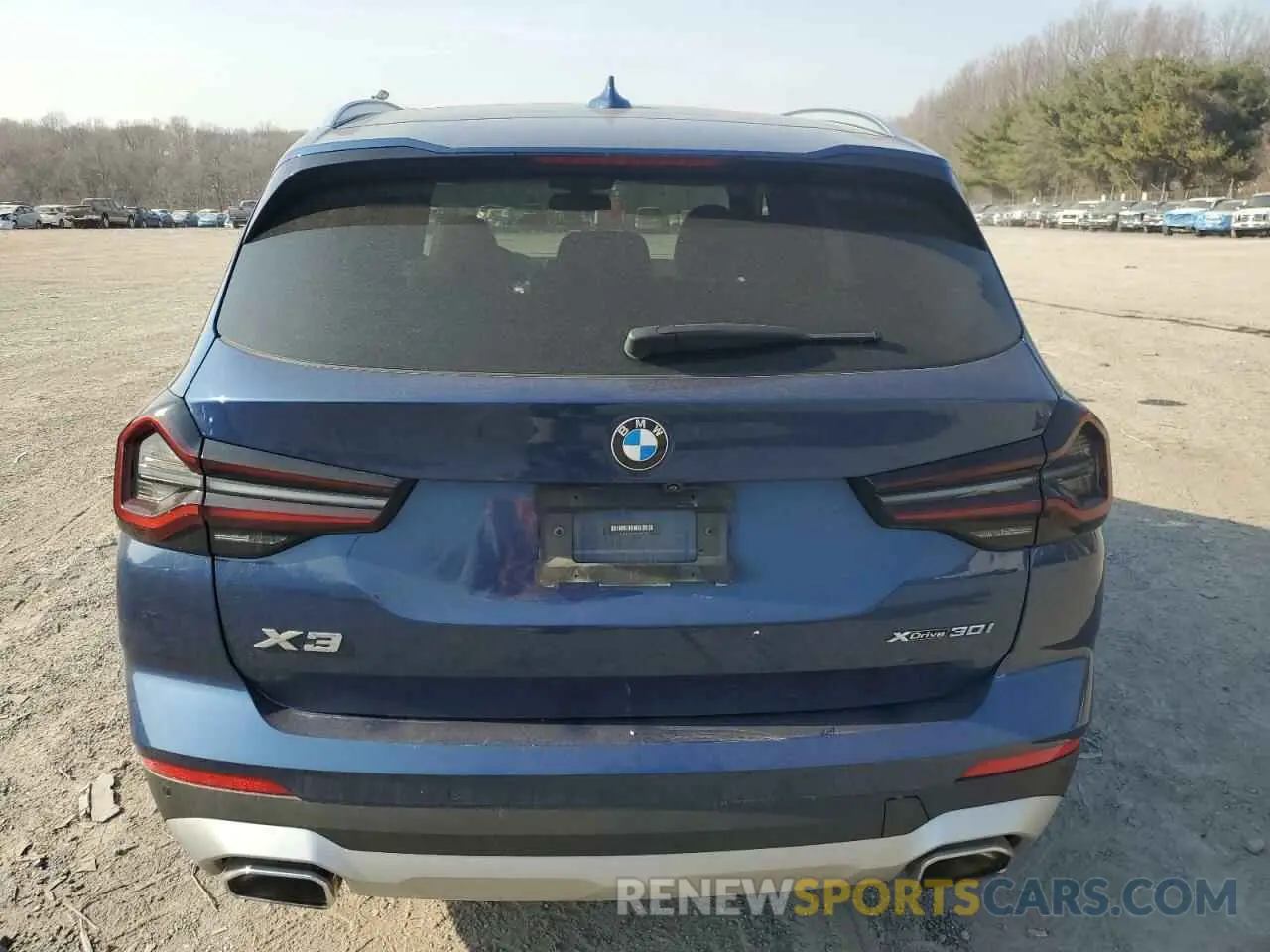 6 Photograph of a damaged car 5UX53DP02N9M16613 BMW X3 2022