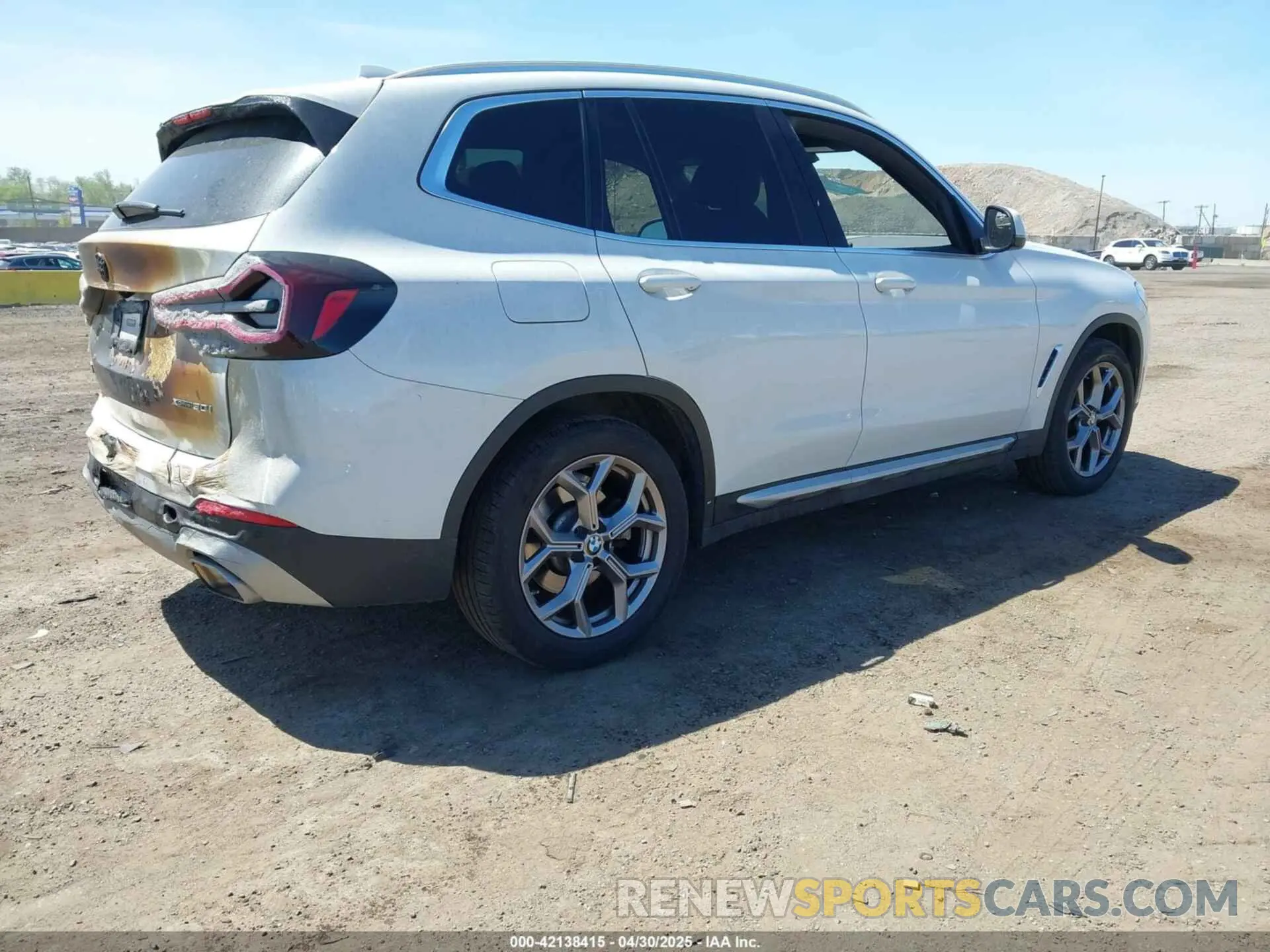 4 Фотография поврежденного автомобиля 5UX53DP02N9N42762 BMW X3 2022