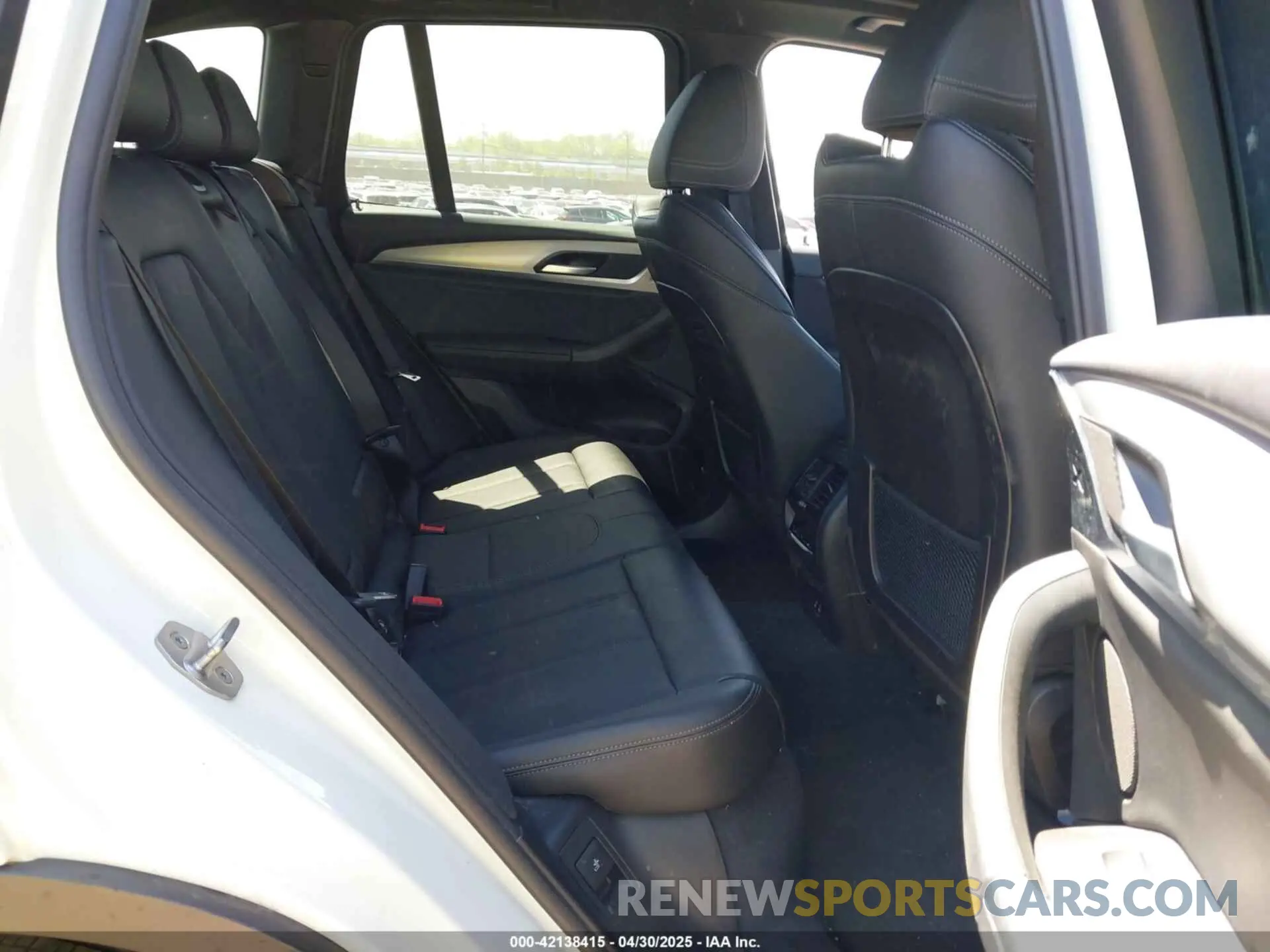 8 Фотография поврежденного автомобиля 5UX53DP02N9N42762 BMW X3 2022