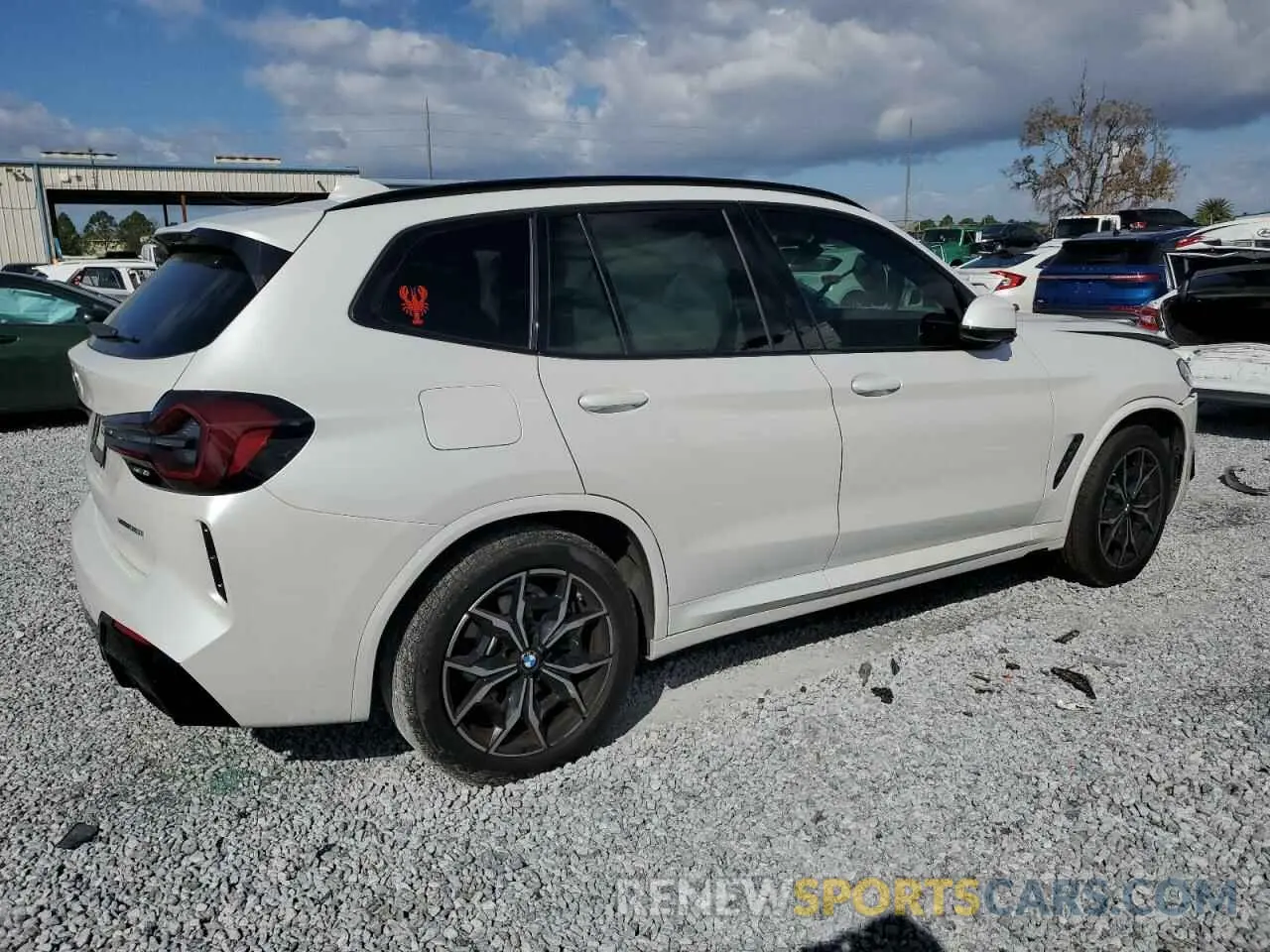 3 Photograph of a damaged car 5UX53DP04N9L87518 BMW X3 2022