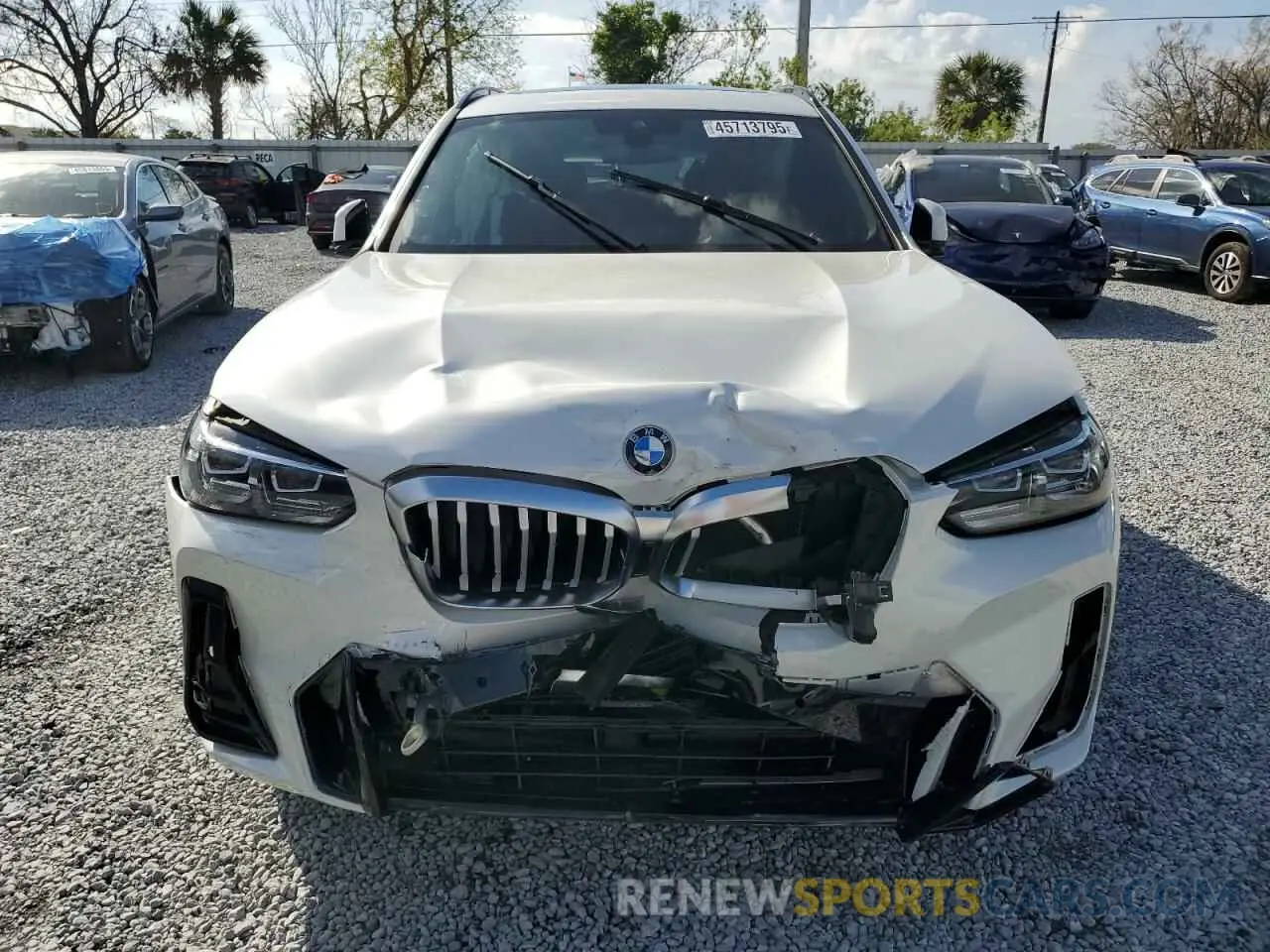 5 Photograph of a damaged car 5UX53DP04N9L87518 BMW X3 2022