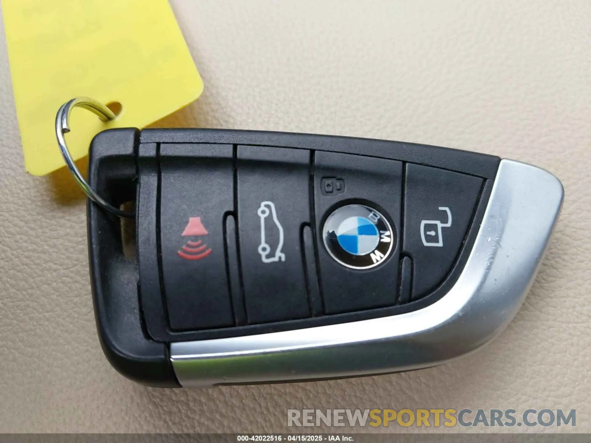 11 Photograph of a damaged car 5UX53DP04N9M16967 BMW X3 2022