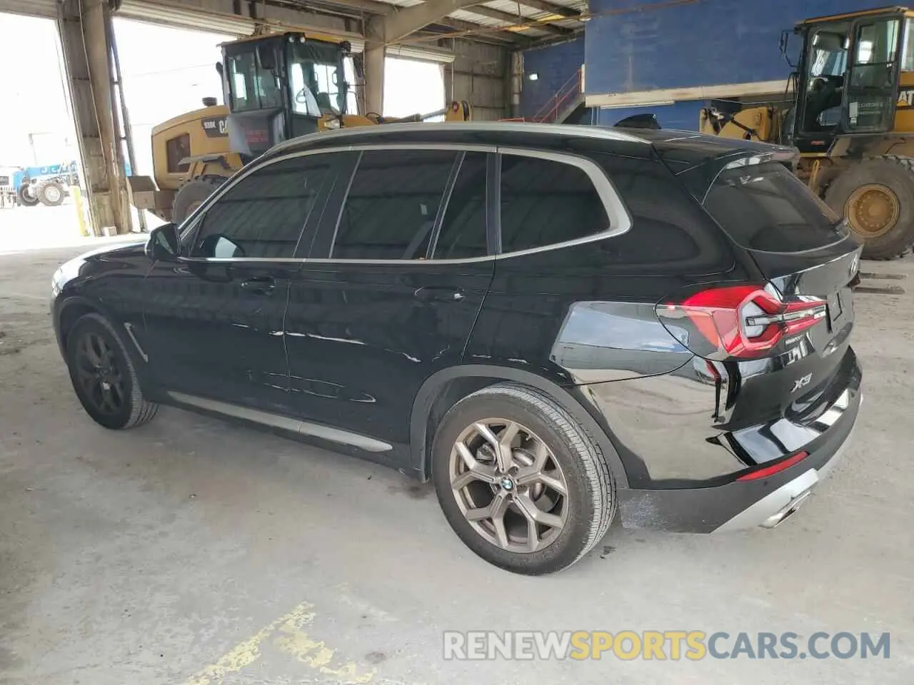 2 Photograph of a damaged car 5UX53DP05N9J09663 BMW X3 2022