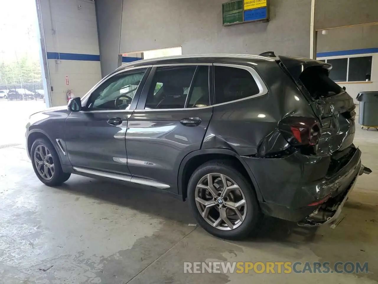 2 Фотография поврежденного автомобиля 5UX53DP05N9J69121 BMW X3 2022