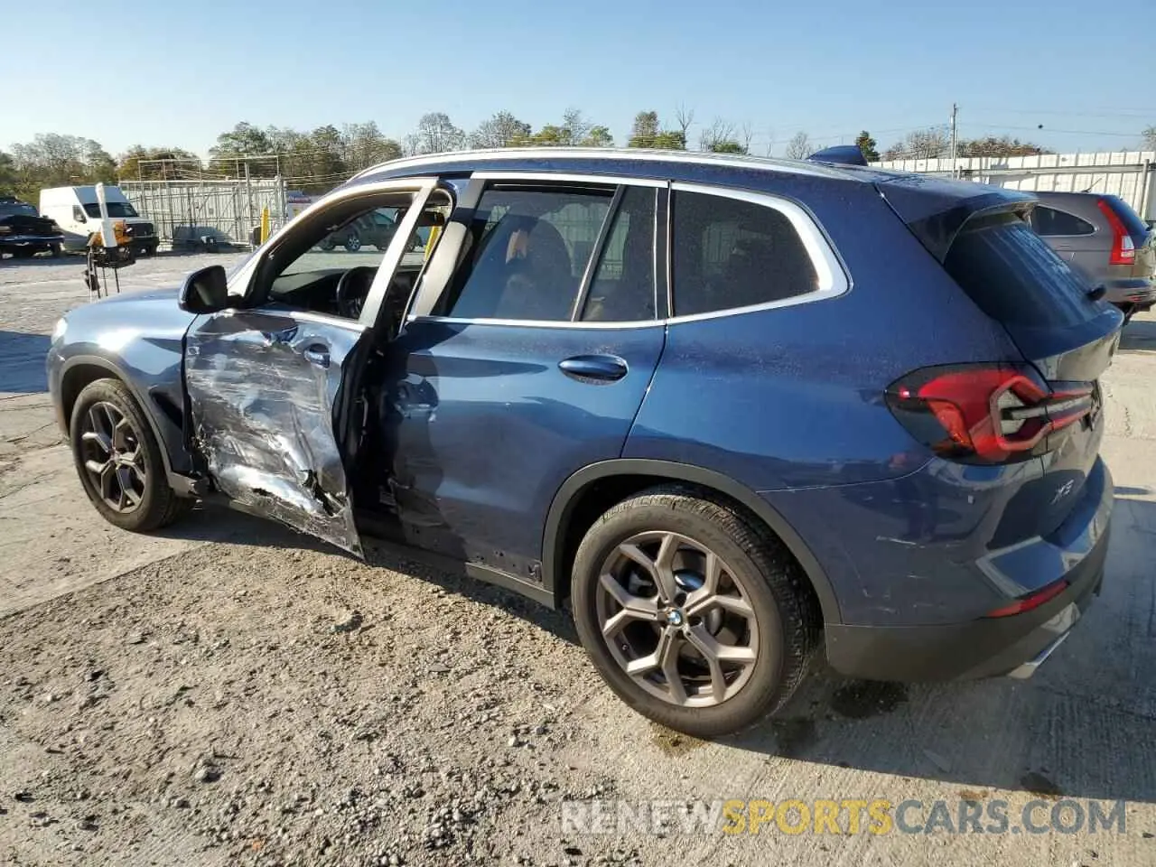 2 Photograph of a damaged car 5UX53DP06N9J02205 BMW X3 2022